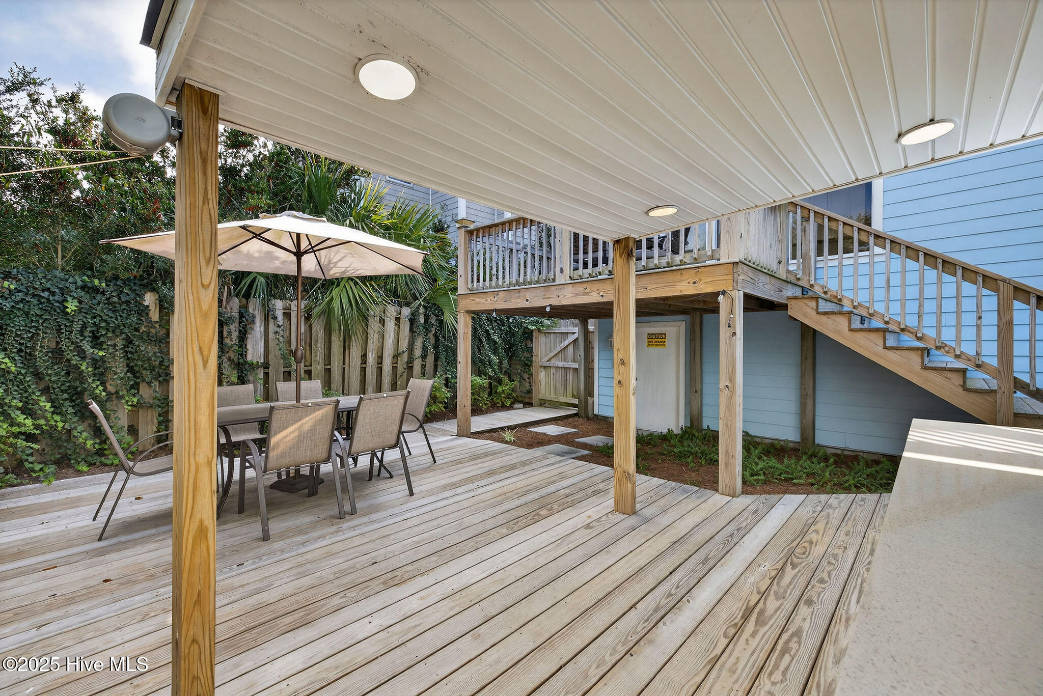 9 E Atlanta Street E Property Photo 9