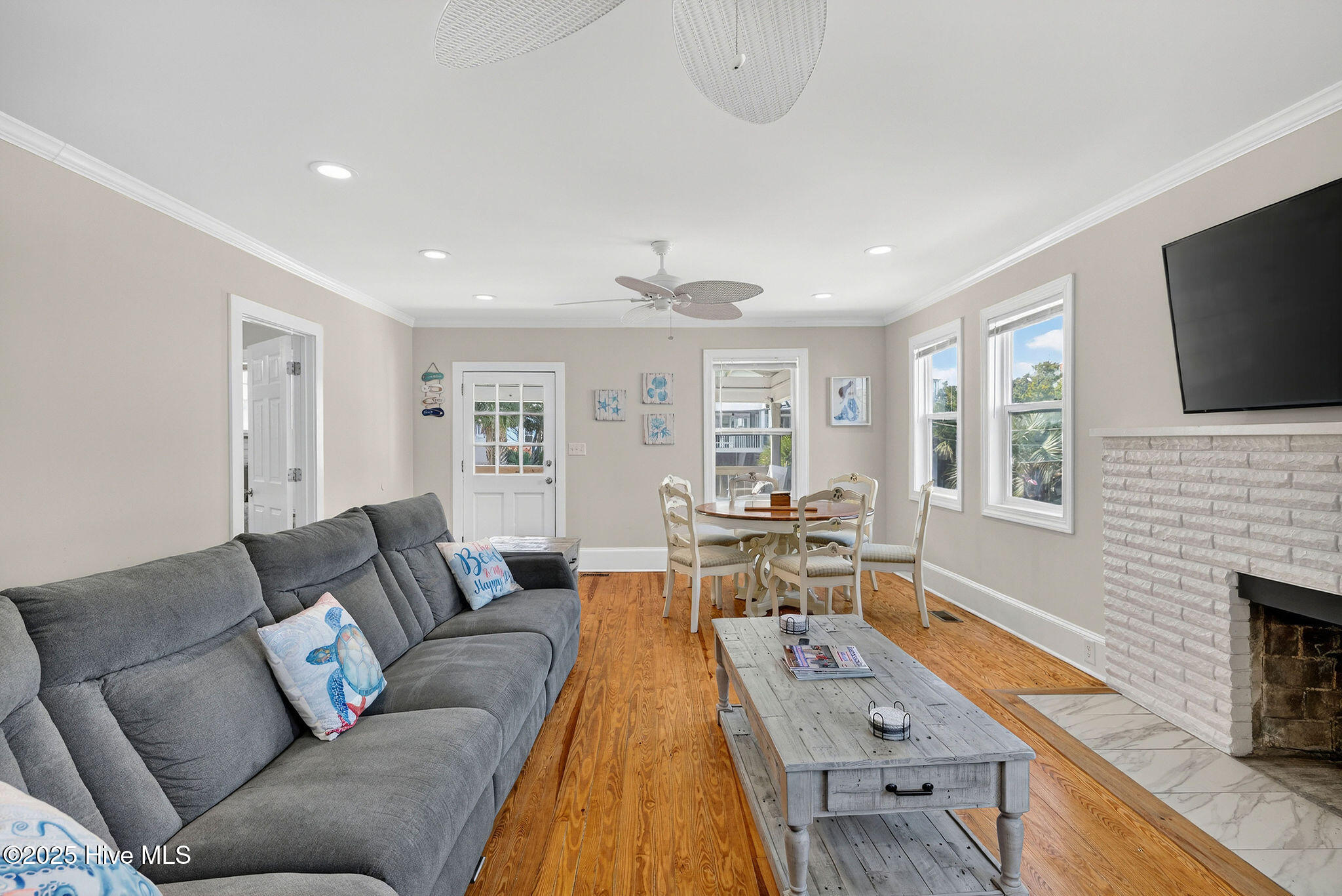 9 E Atlanta Street E Property Photo 16