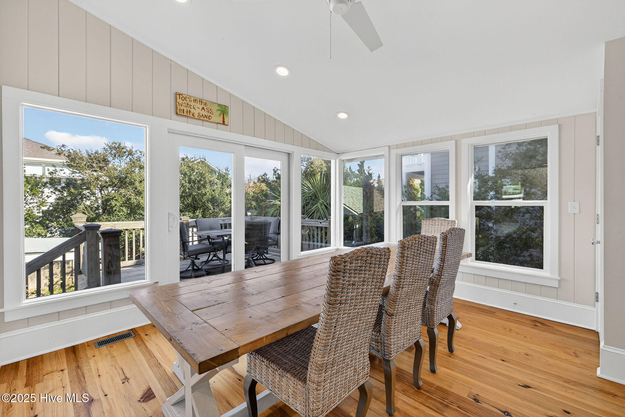 9 E Atlanta Street E Property Photo 20