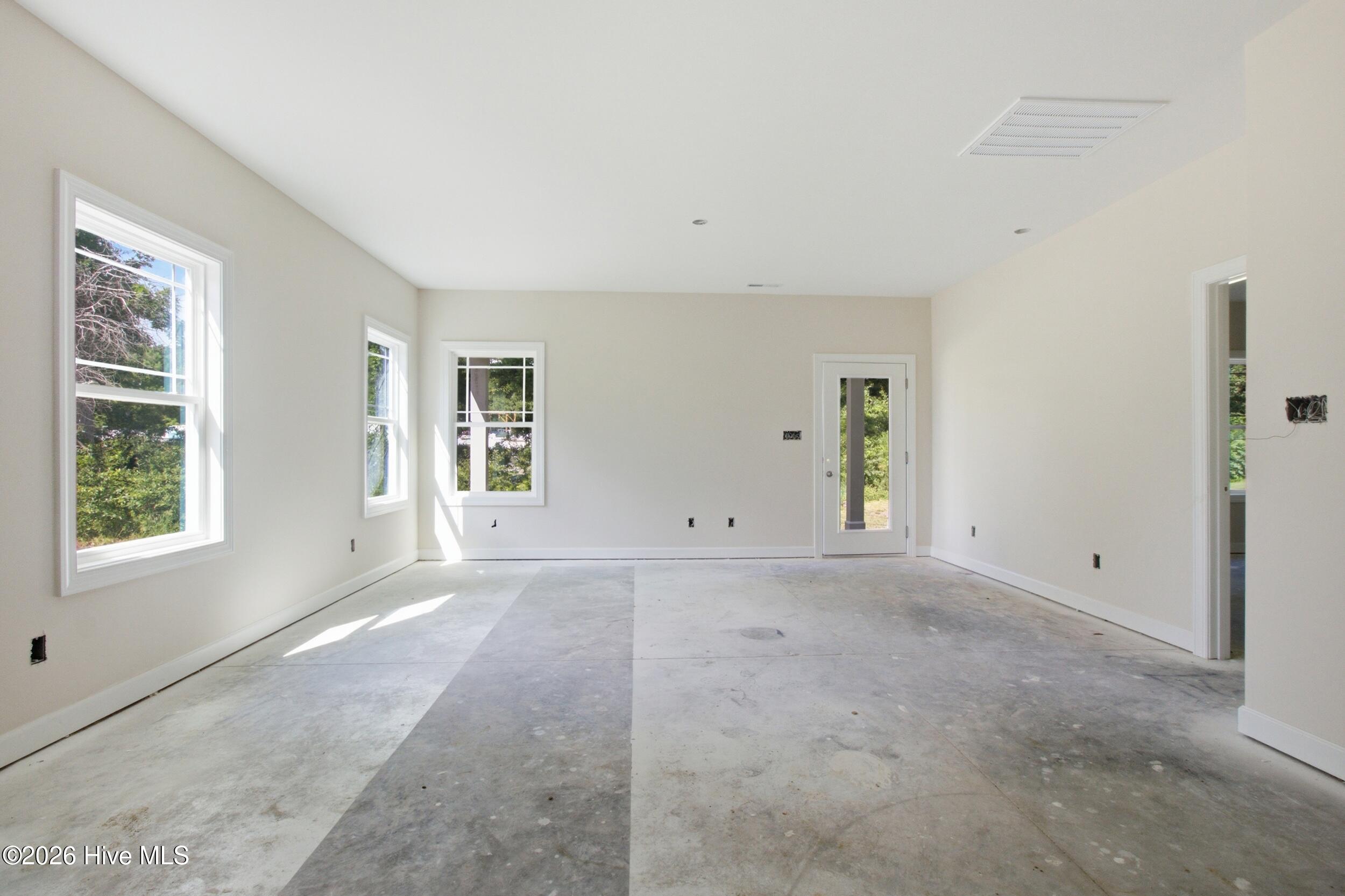 310 Camp Creek Drive Property Photo 3