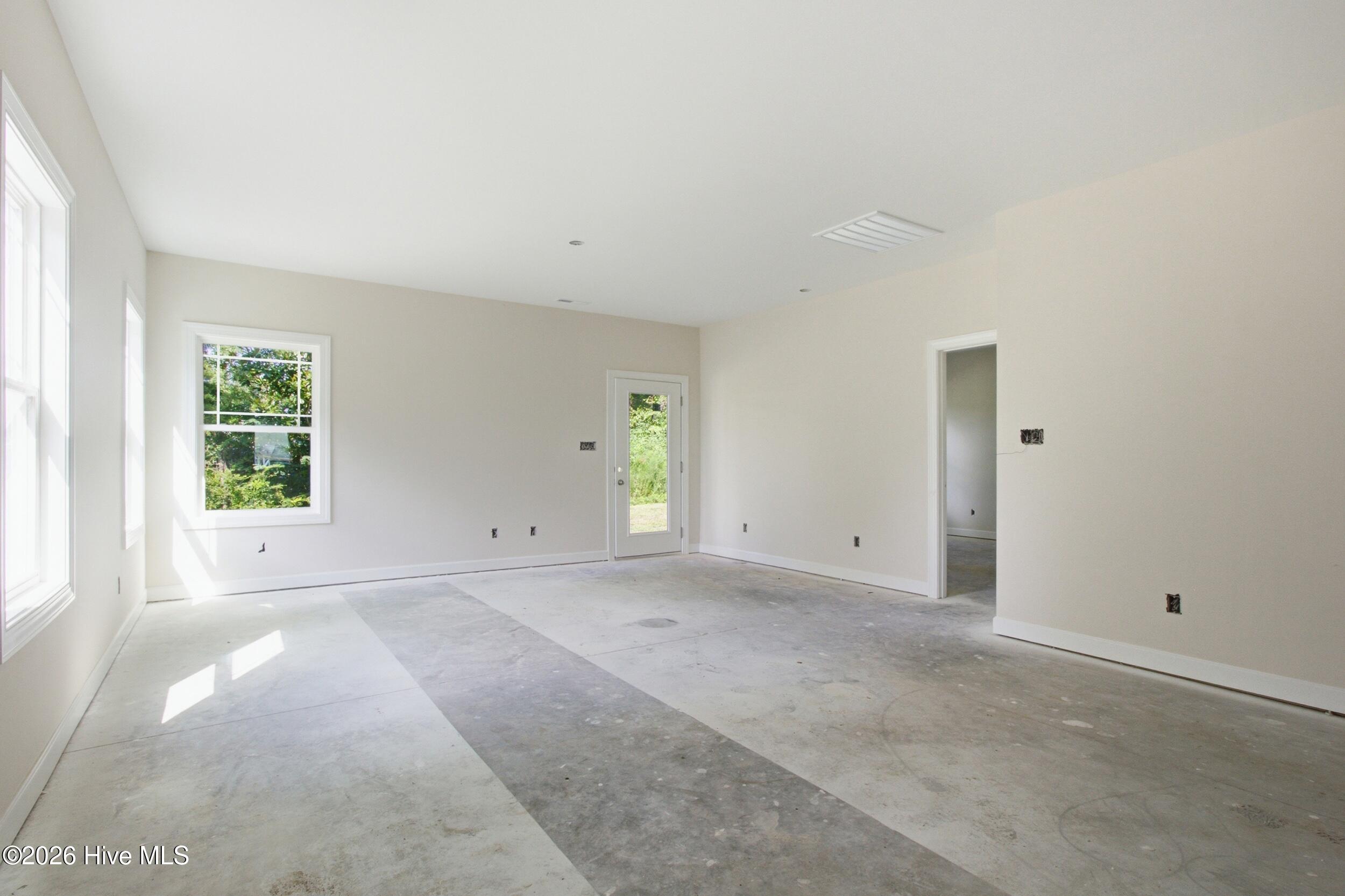 310 Camp Creek Drive Property Photo 9
