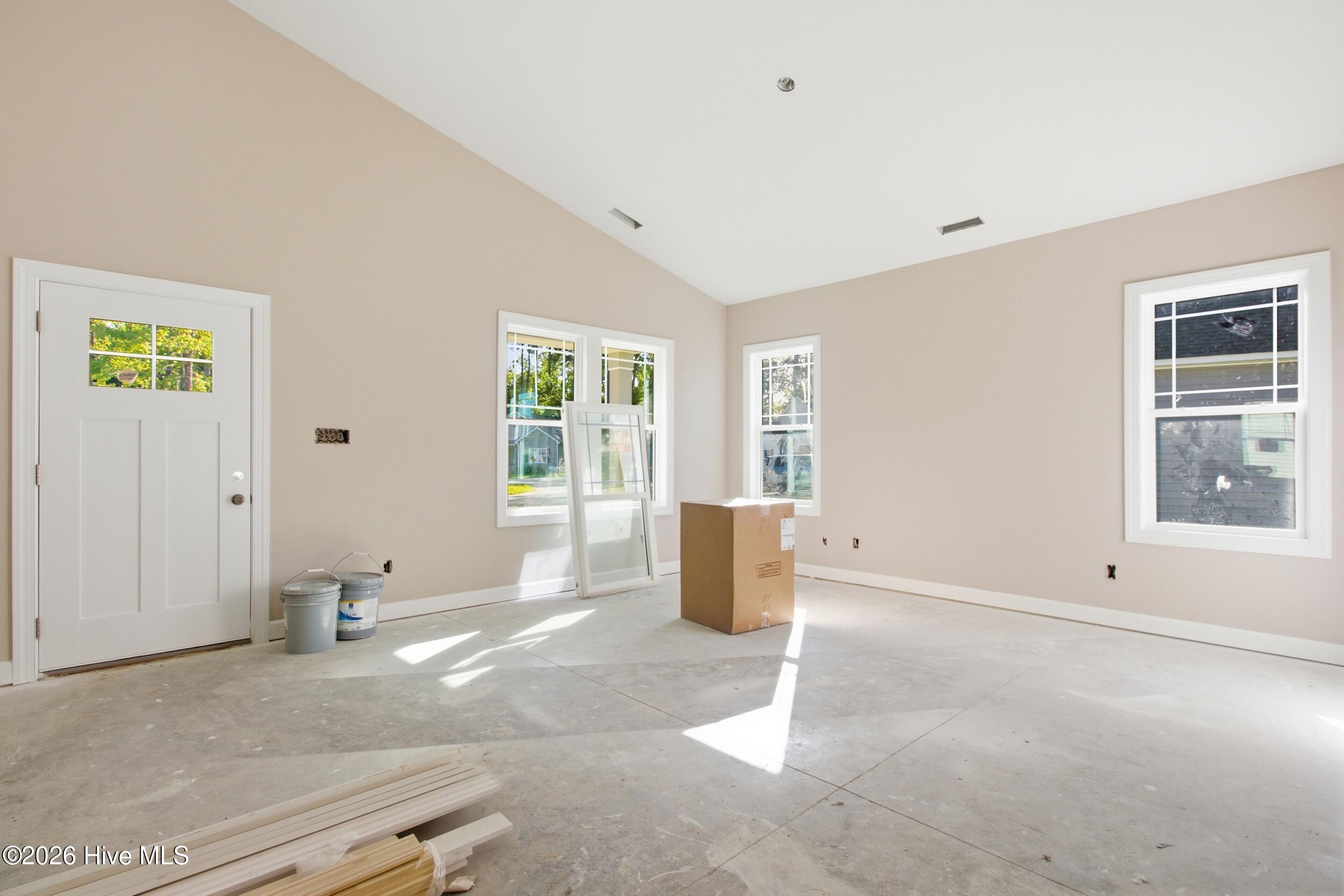 312 Camp Creek Drive Property Photo 3