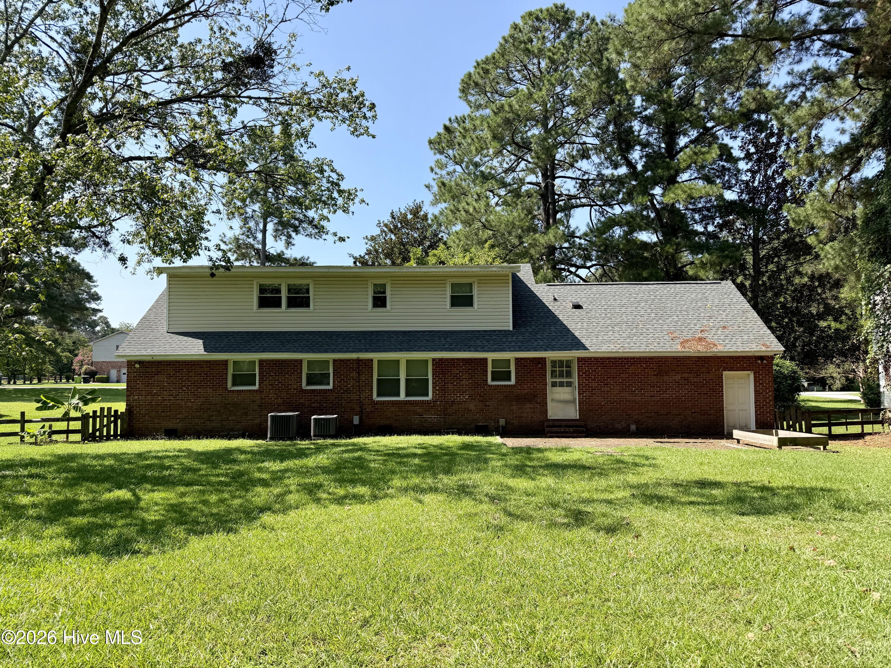 216 Rockledge Road Property Photo 6