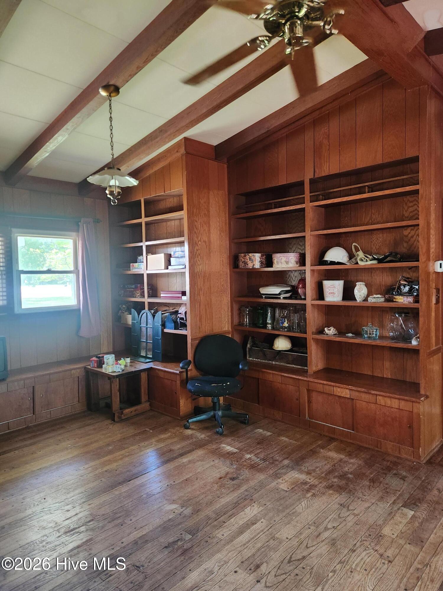 6788 River Road Property Photo 6