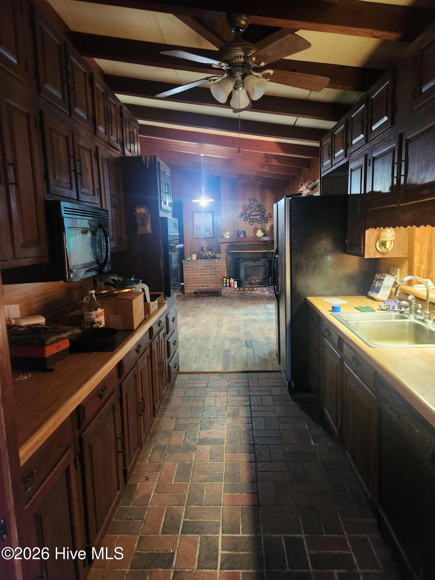 6788 River Road Property Photo 16
