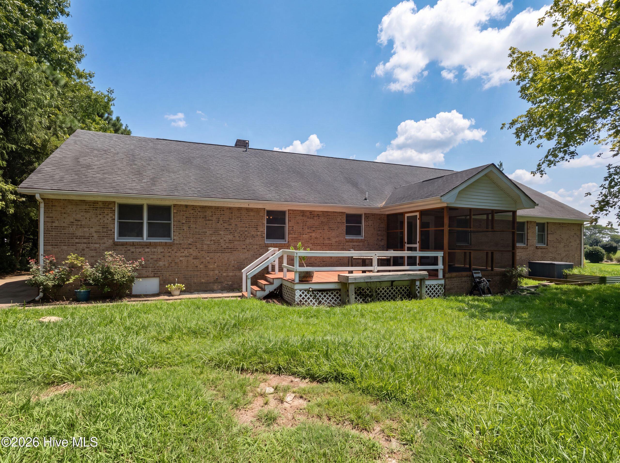 1003 Bateman Drive Property Photo 5
