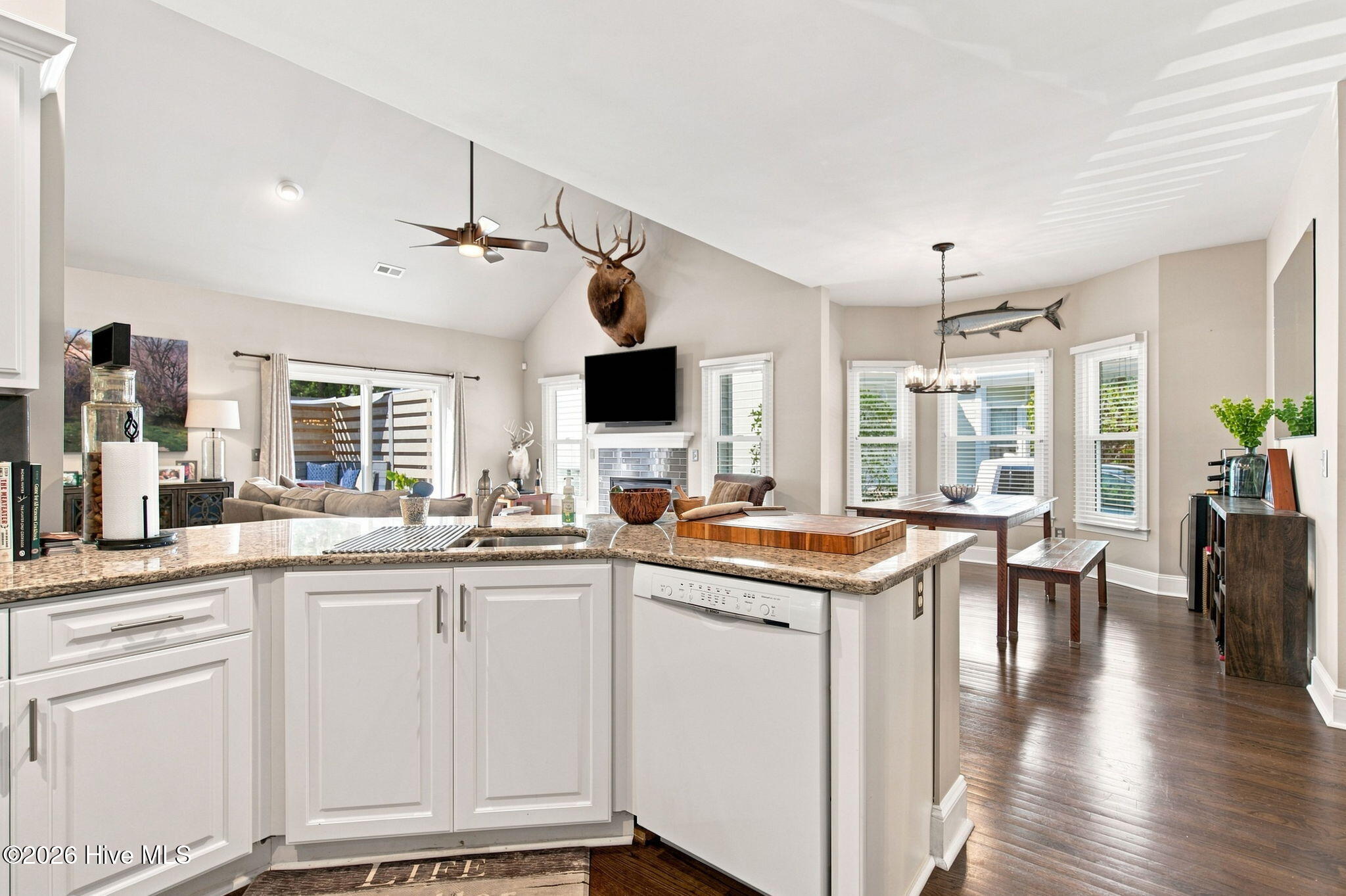 5608 Shell Road Village Drive Property Photo 21