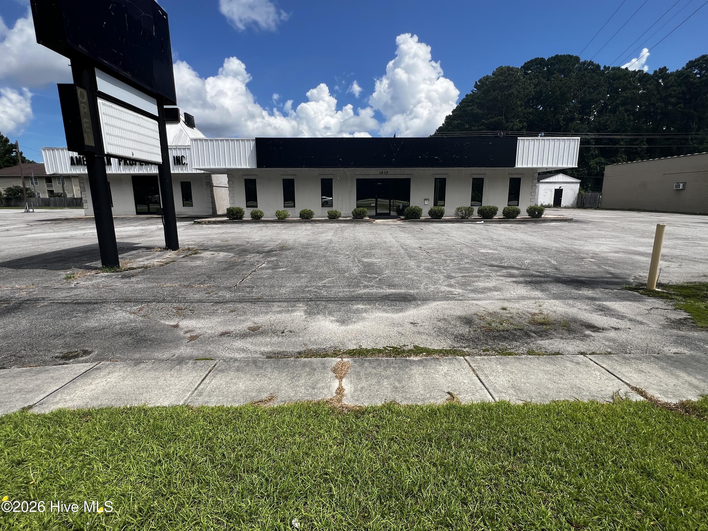 1935 Lejeune Boulevard Property Photo 1