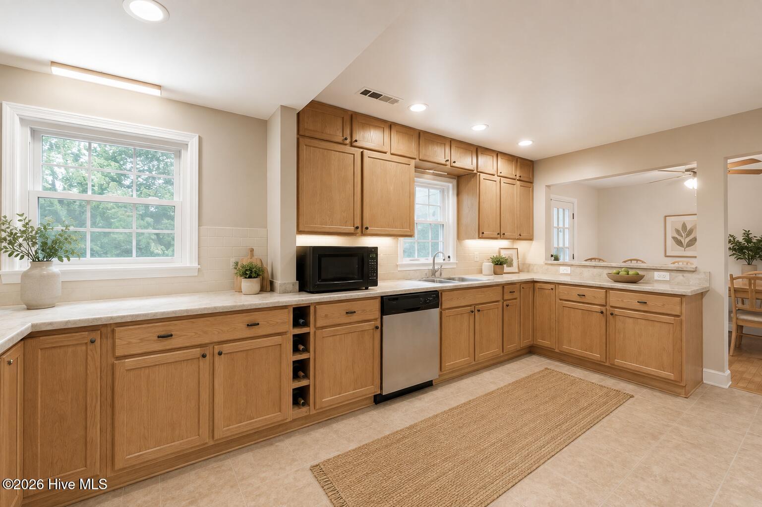 1010 Rosemont Drive Property Photo 6