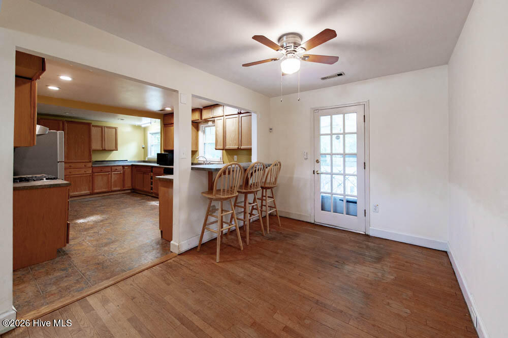 1010 Rosemont Drive Property Photo 9