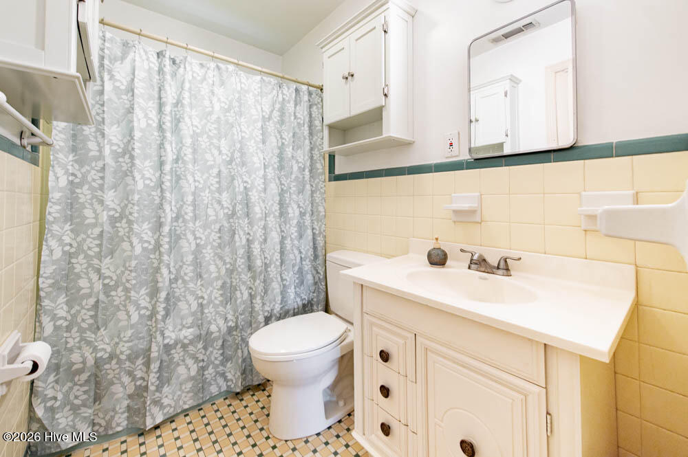 1010 Rosemont Drive Property Photo 12