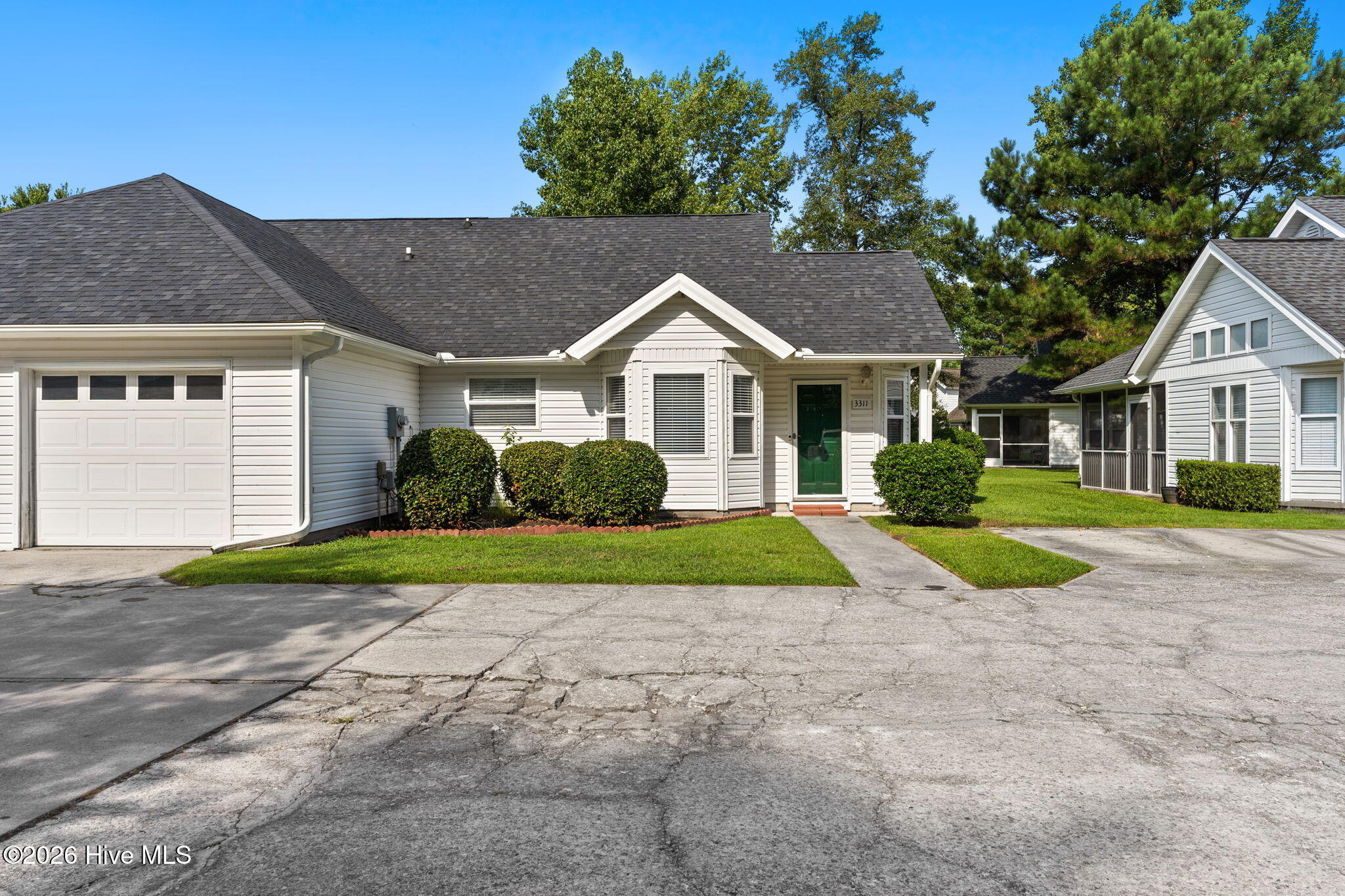 3311 Belmont Circle