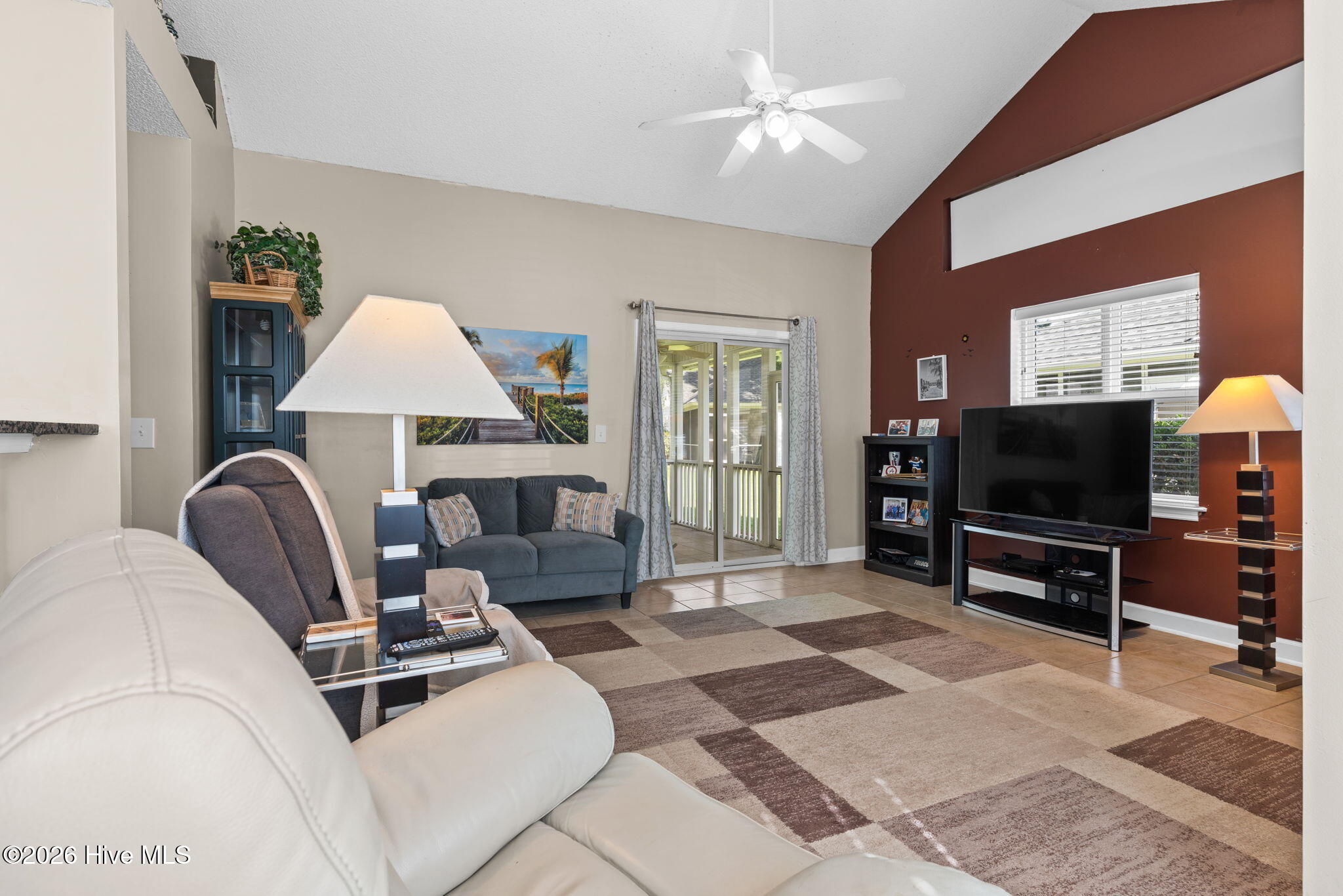 3311 Belmont Circle Property Photo 4