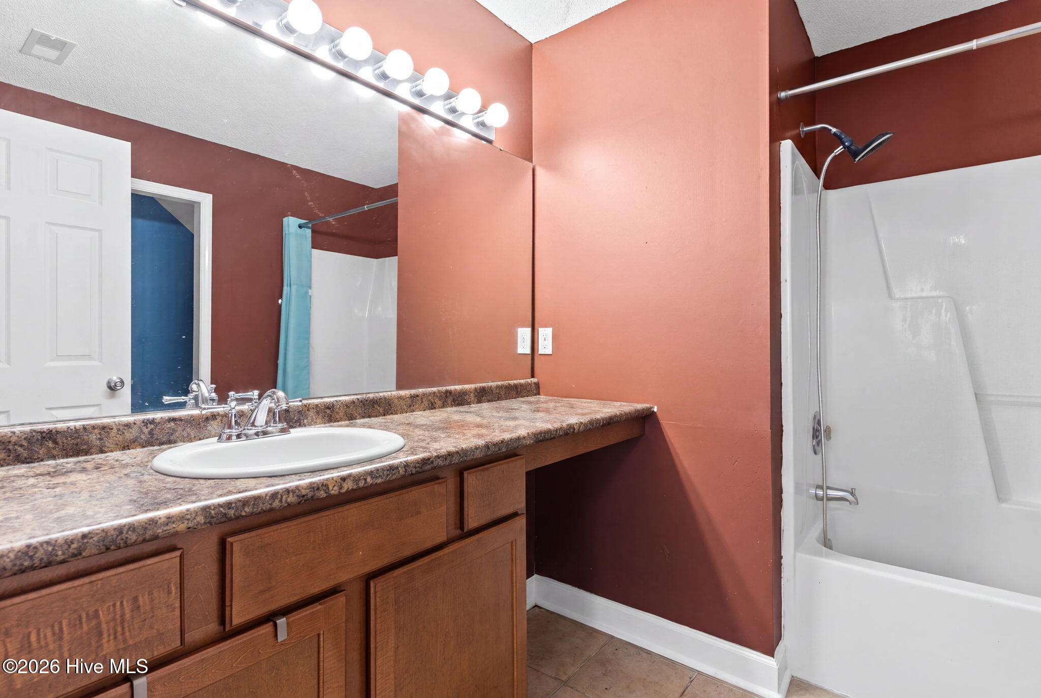 3311 Belmont Circle Property Photo 10