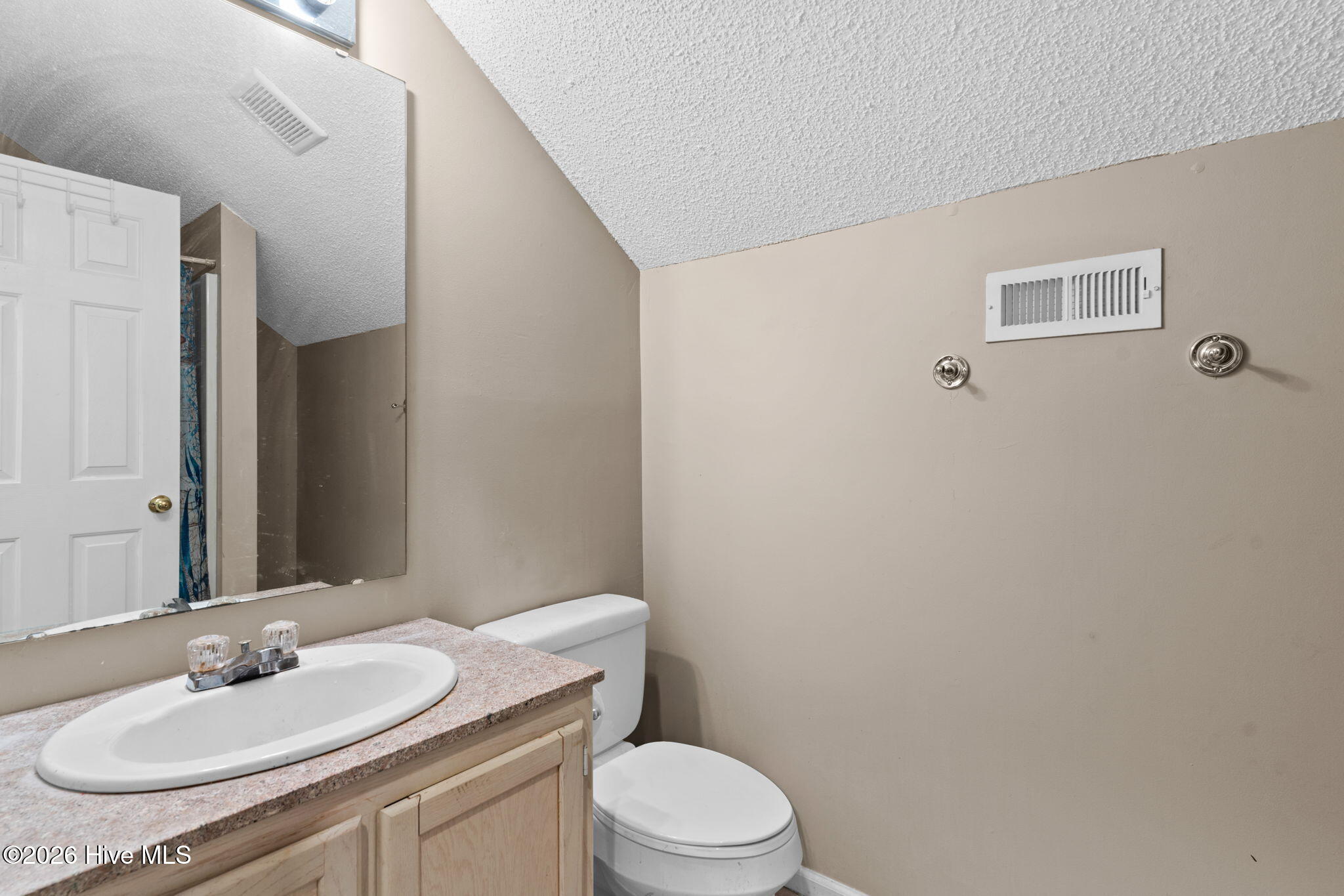 3311 Belmont Circle Property Photo 14