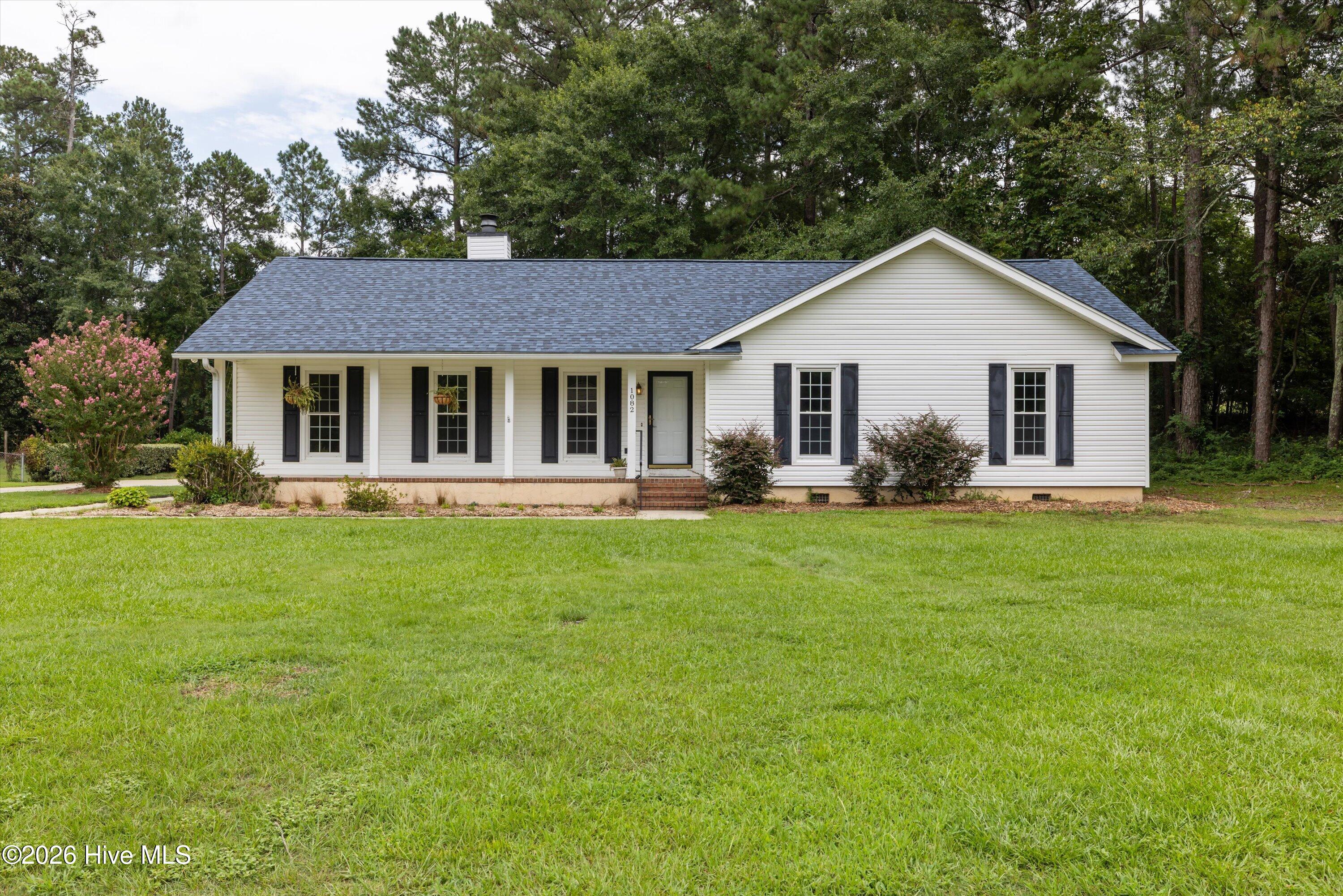 1082 Kismet Drive Property Photo 1