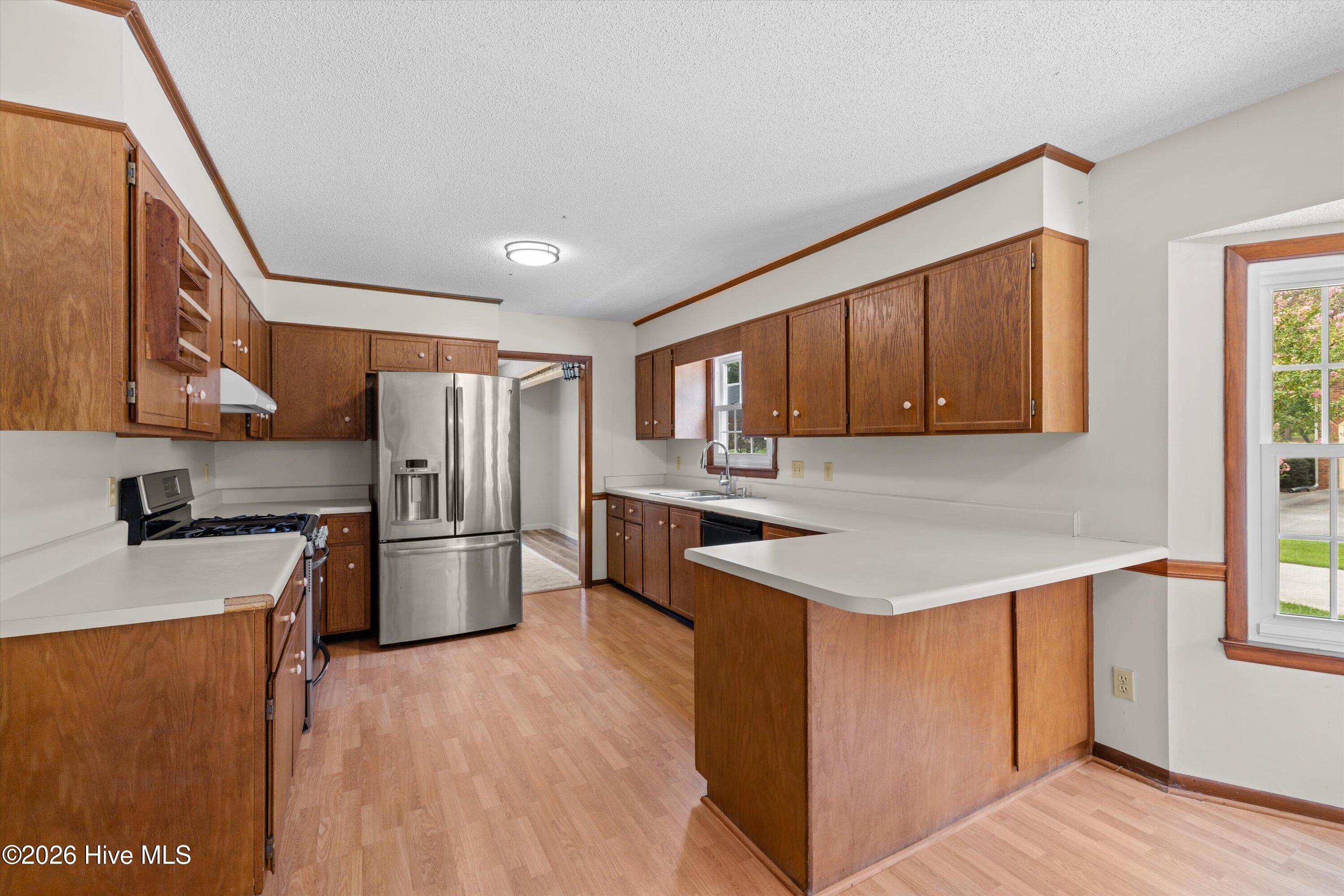 1082 Kismet Drive Property Photo 14