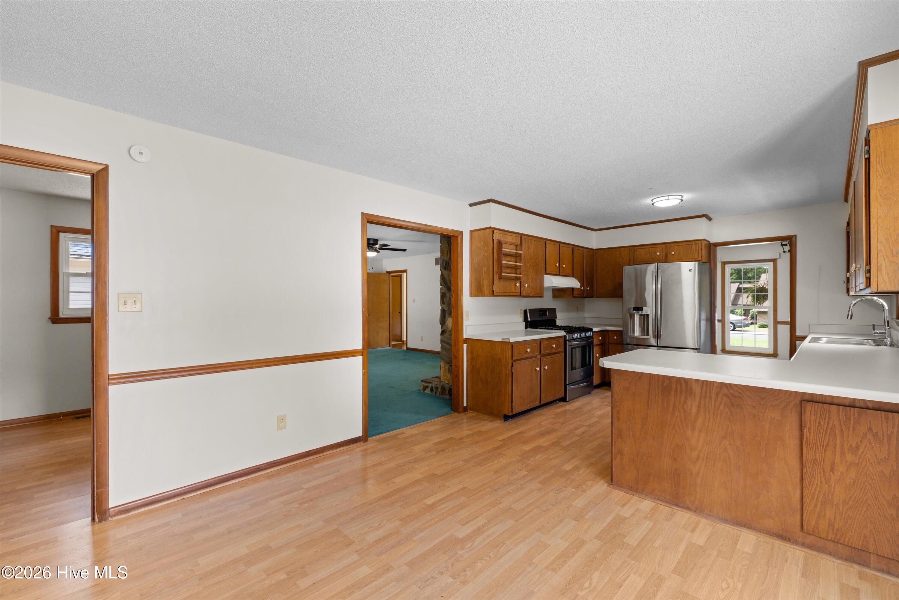 1082 Kismet Drive Property Photo 22