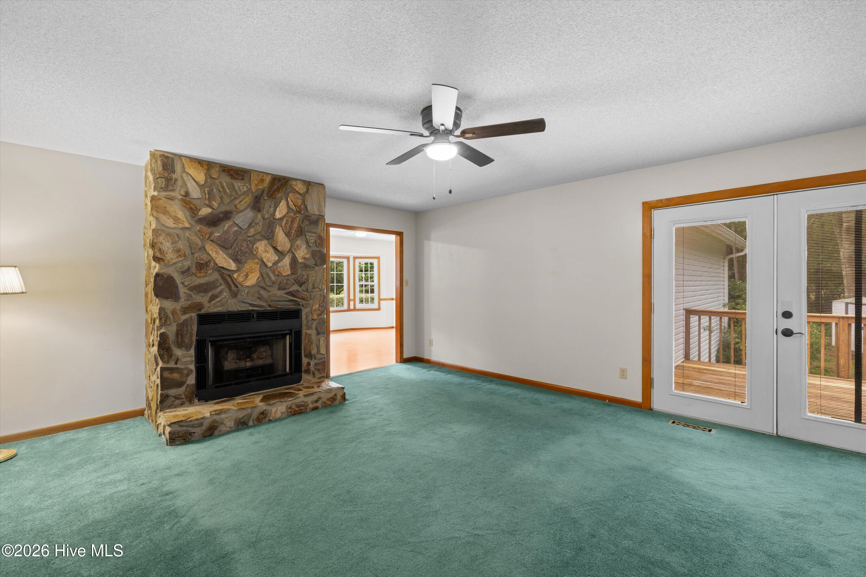 1082 Kismet Drive Property Photo 25