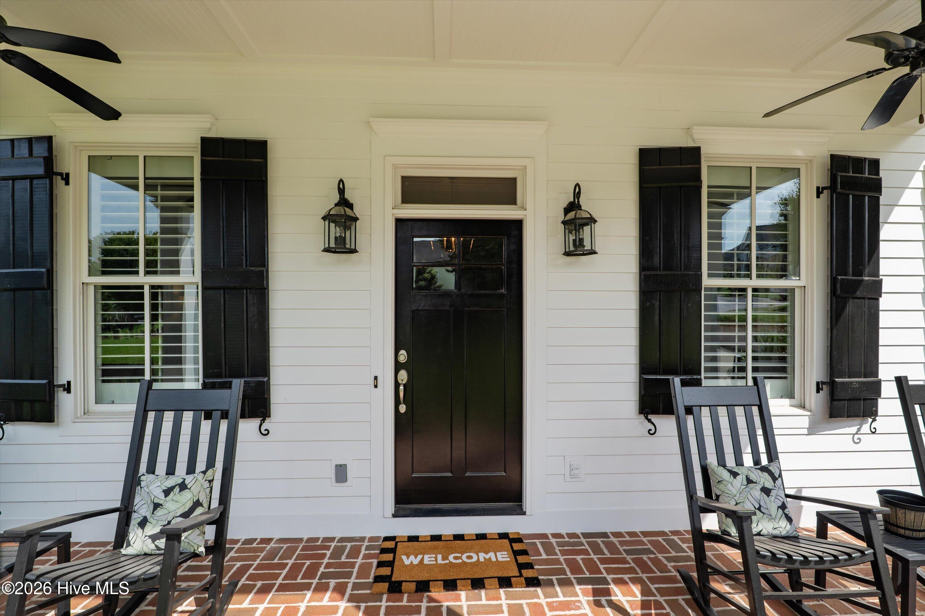 2041 Egret Circle Property Photo 6