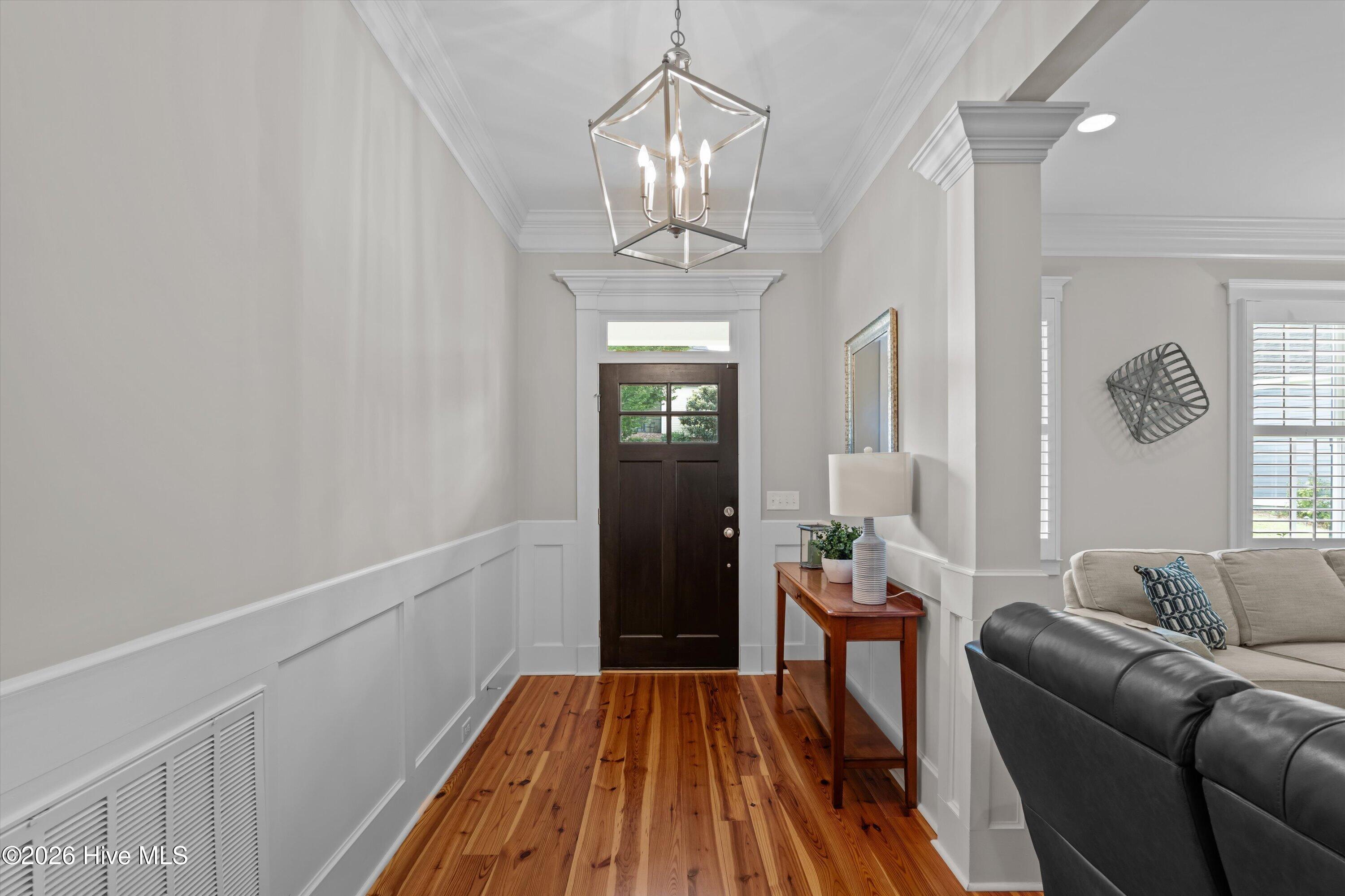 2041 Egret Circle Property Photo 7