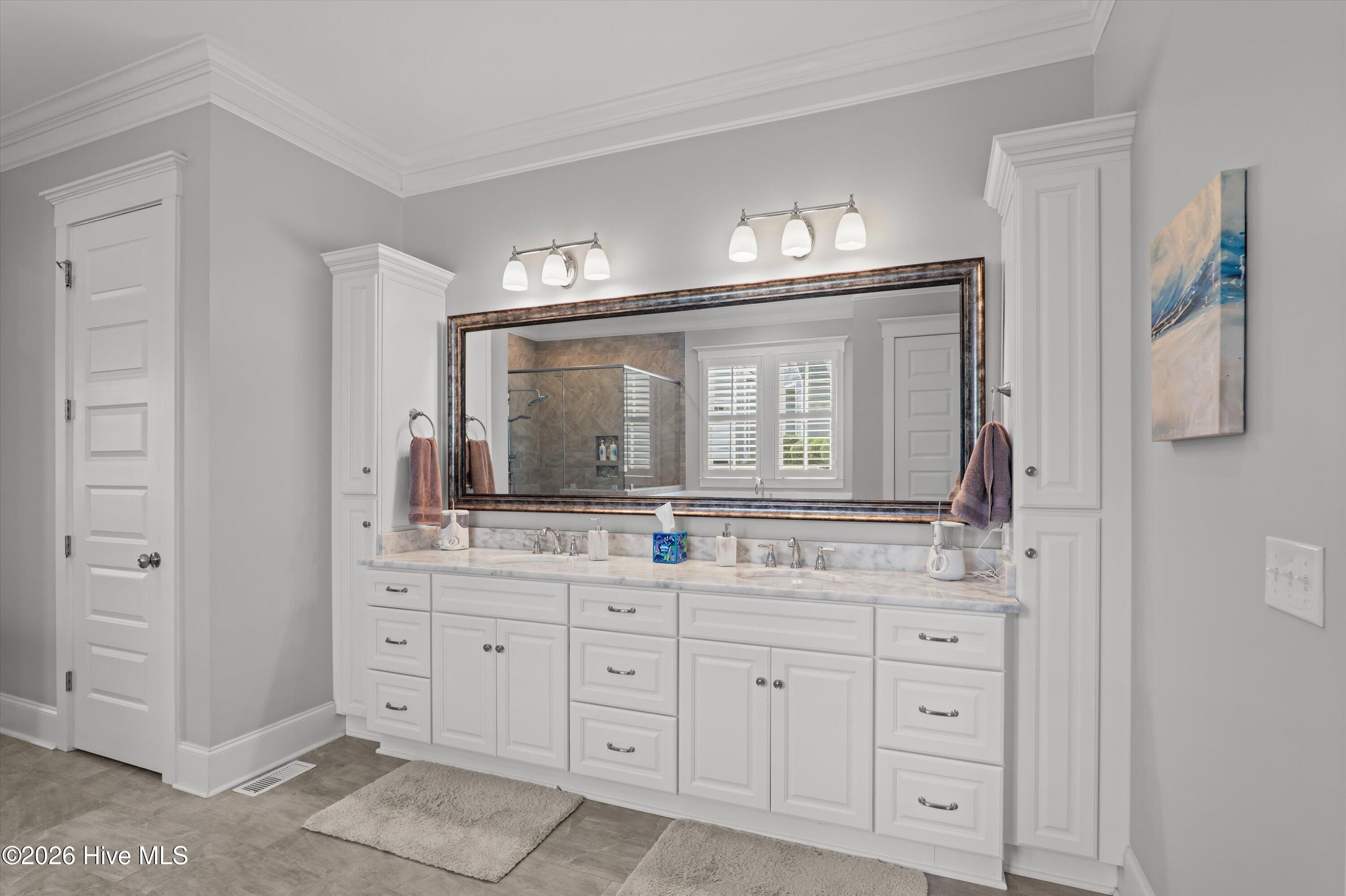 2041 Egret Circle Property Photo 36