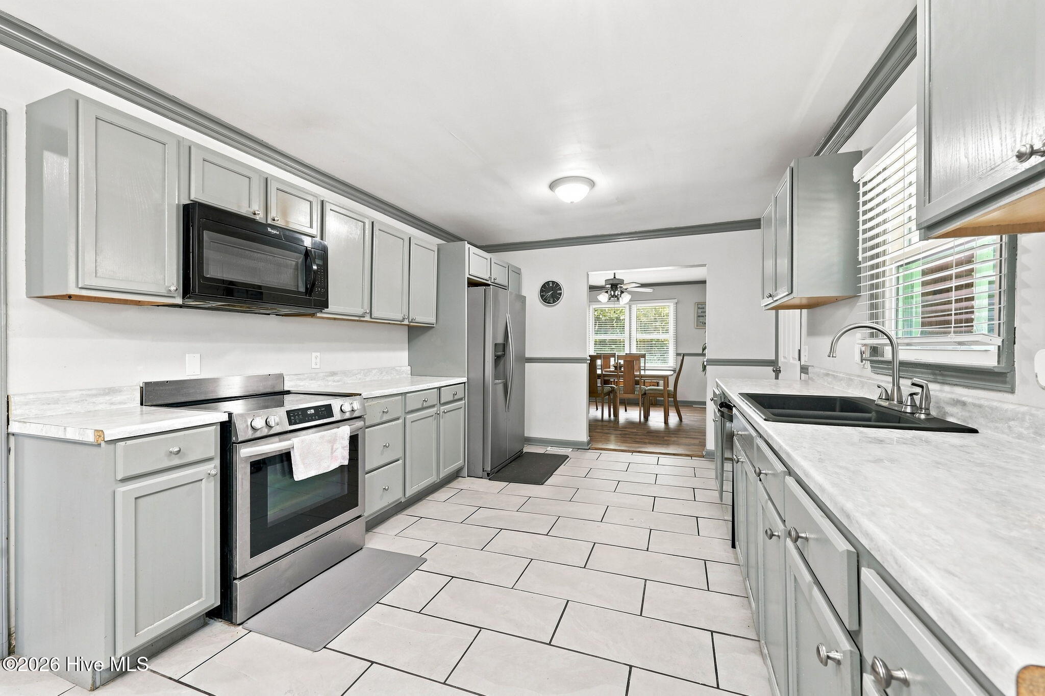 2453 Pennant Drive Property Photo 29