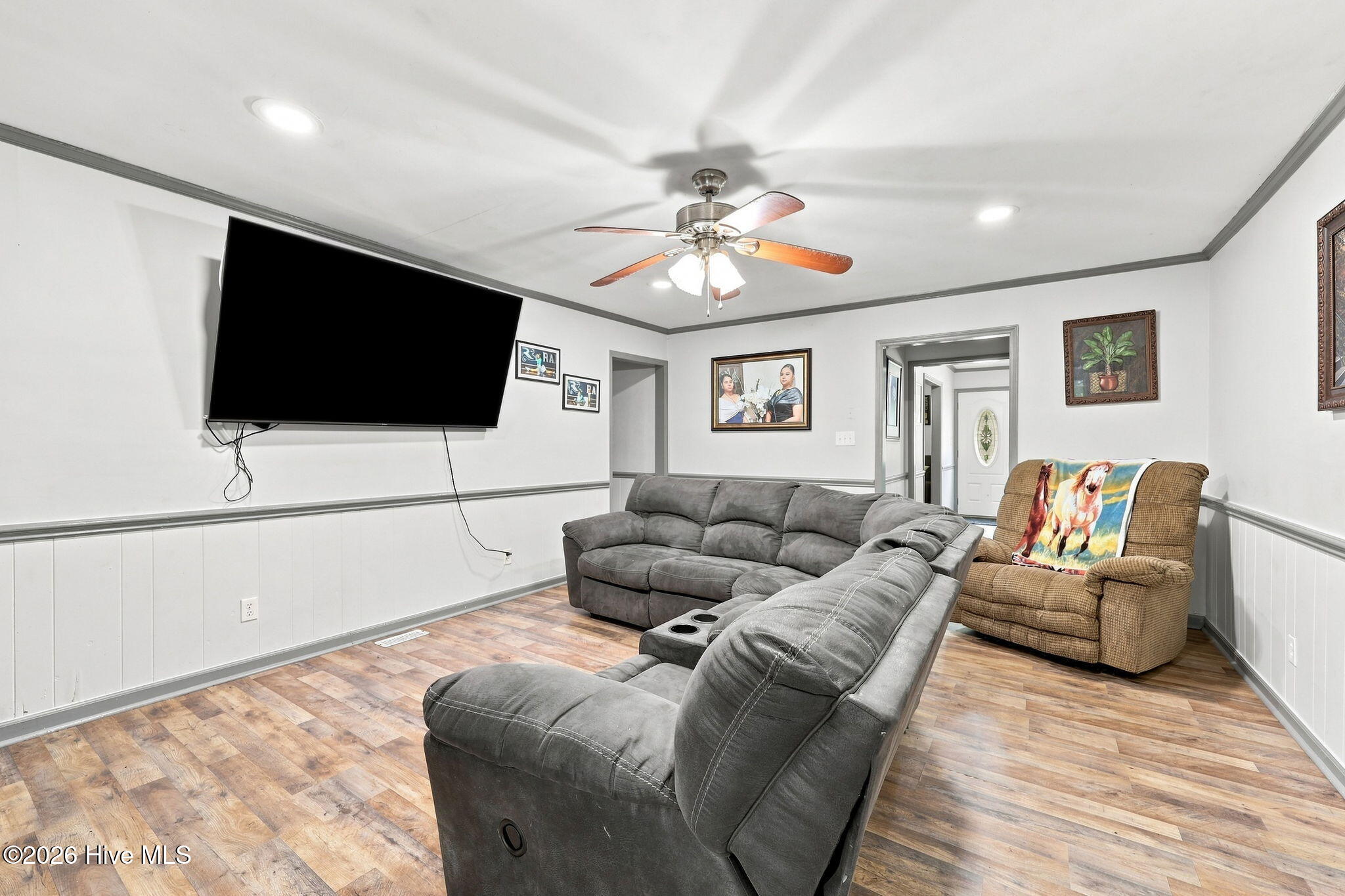 2453 Pennant Drive Property Photo 37