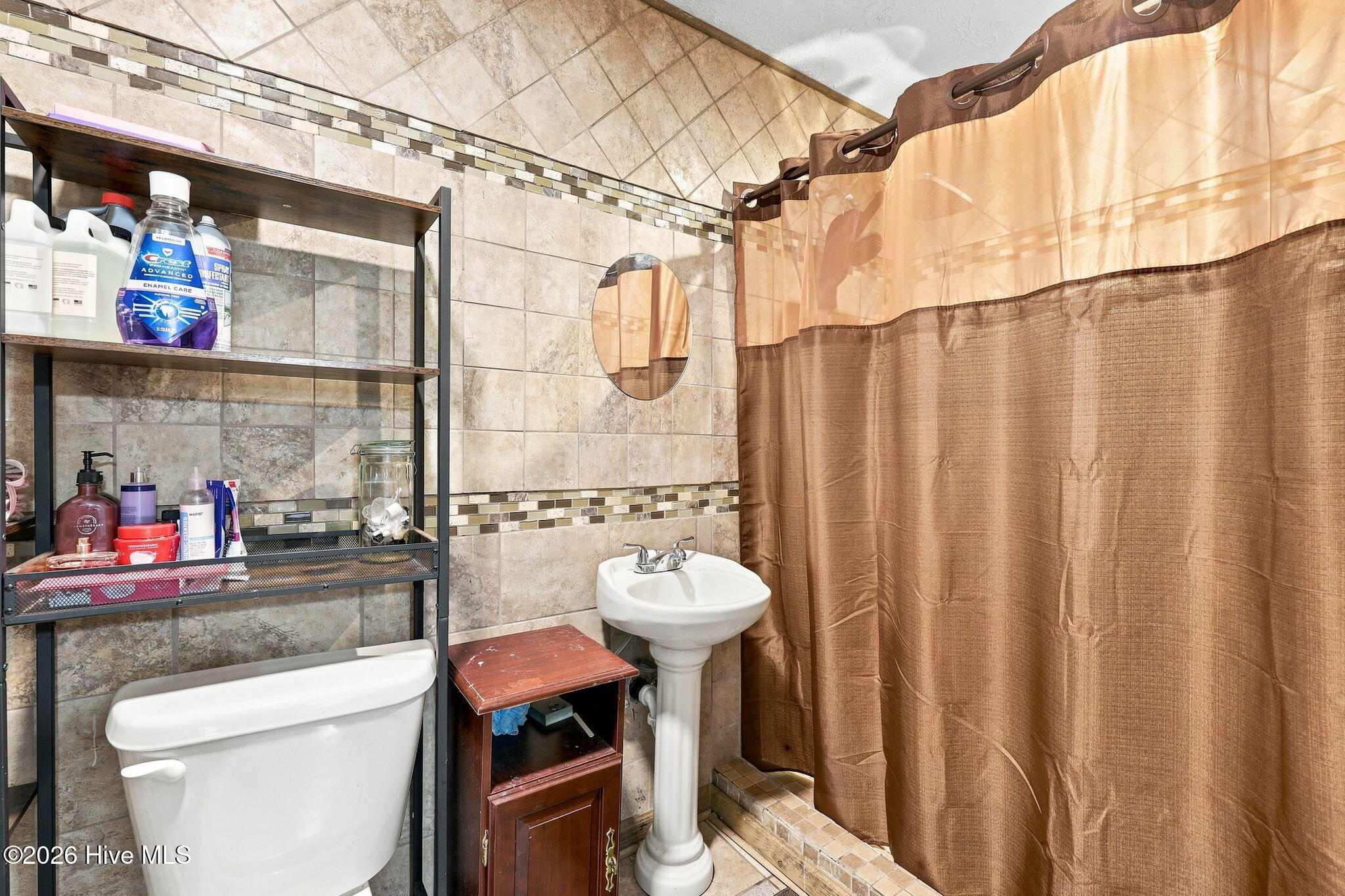 2453 Pennant Drive Property Photo 49