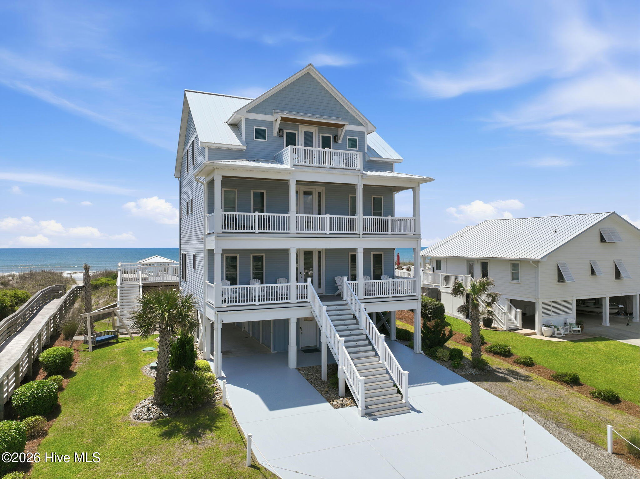 6203 Ocean Drive Property Photo 2