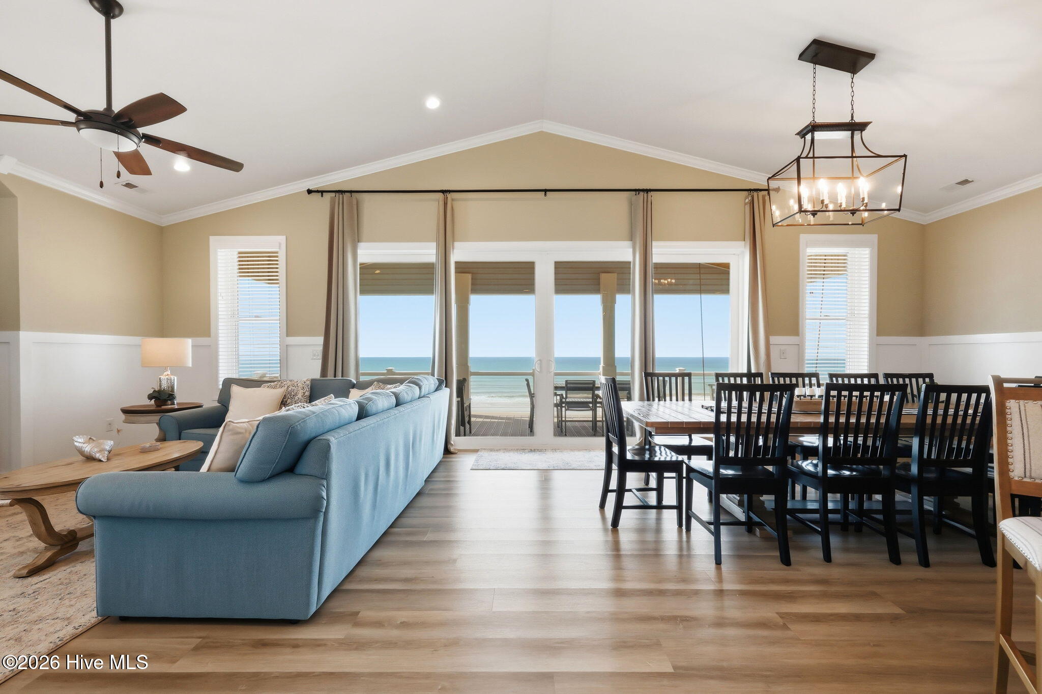 6203 Ocean Drive Property Photo 6