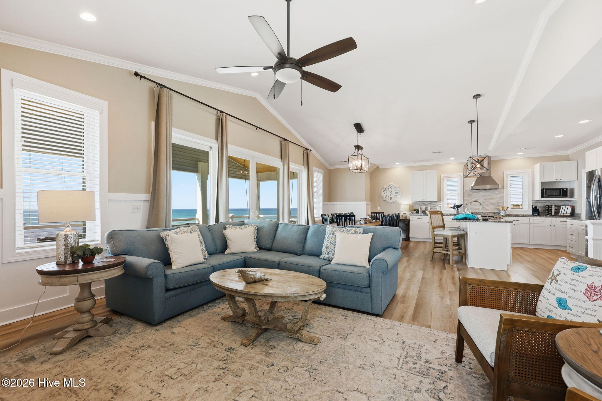 6203 Ocean Drive Property Photo 7