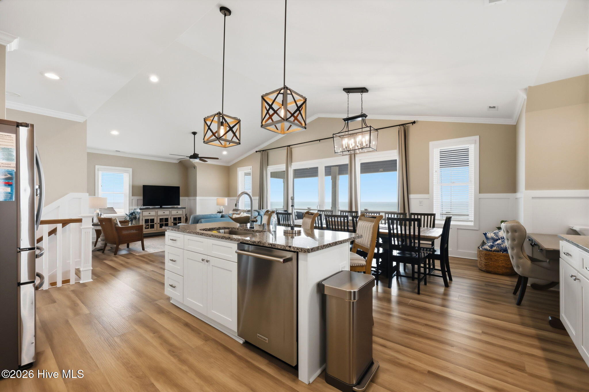6203 Ocean Drive Property Photo 12