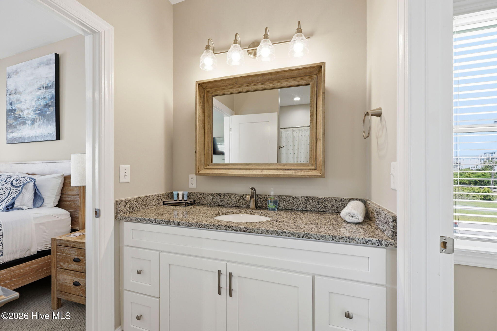 6203 Ocean Drive Property Photo 17