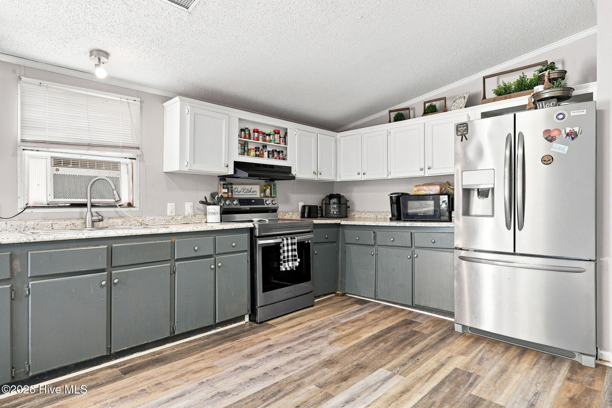 1919 Manning Road Property Photo 11