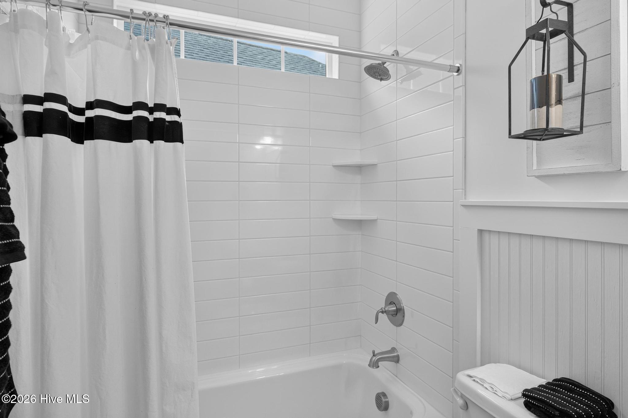 3401 Island Lakes Drive Property Photo 28