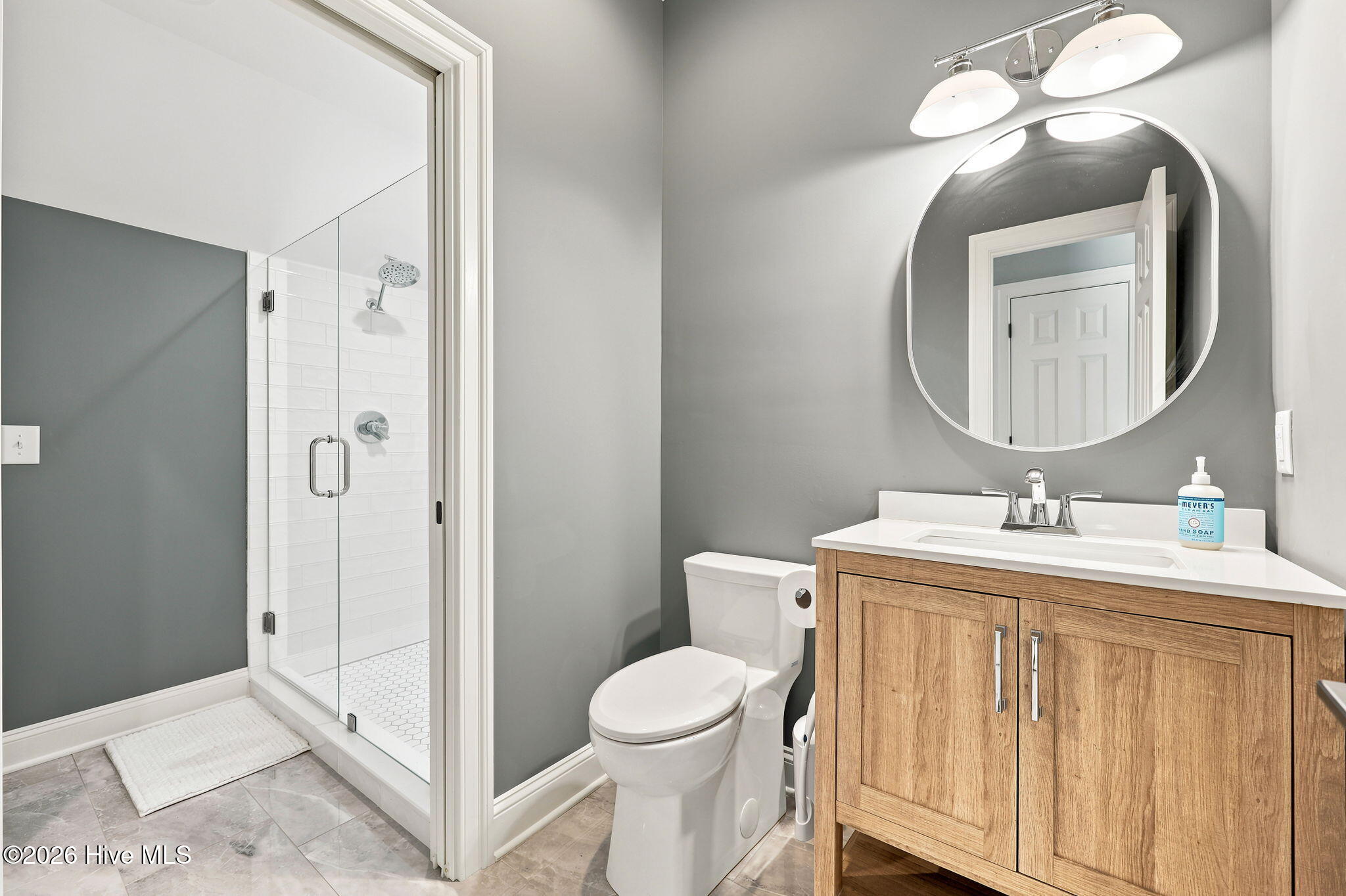 102 Chesterfield Drive Property Photo 38