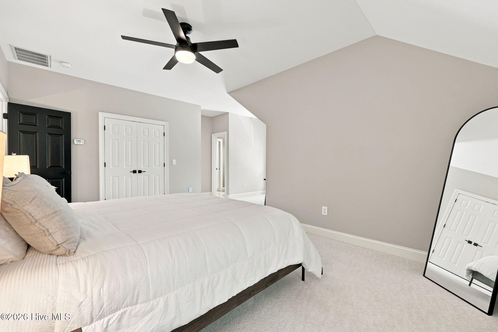 102 Chesterfield Drive Property Photo 40