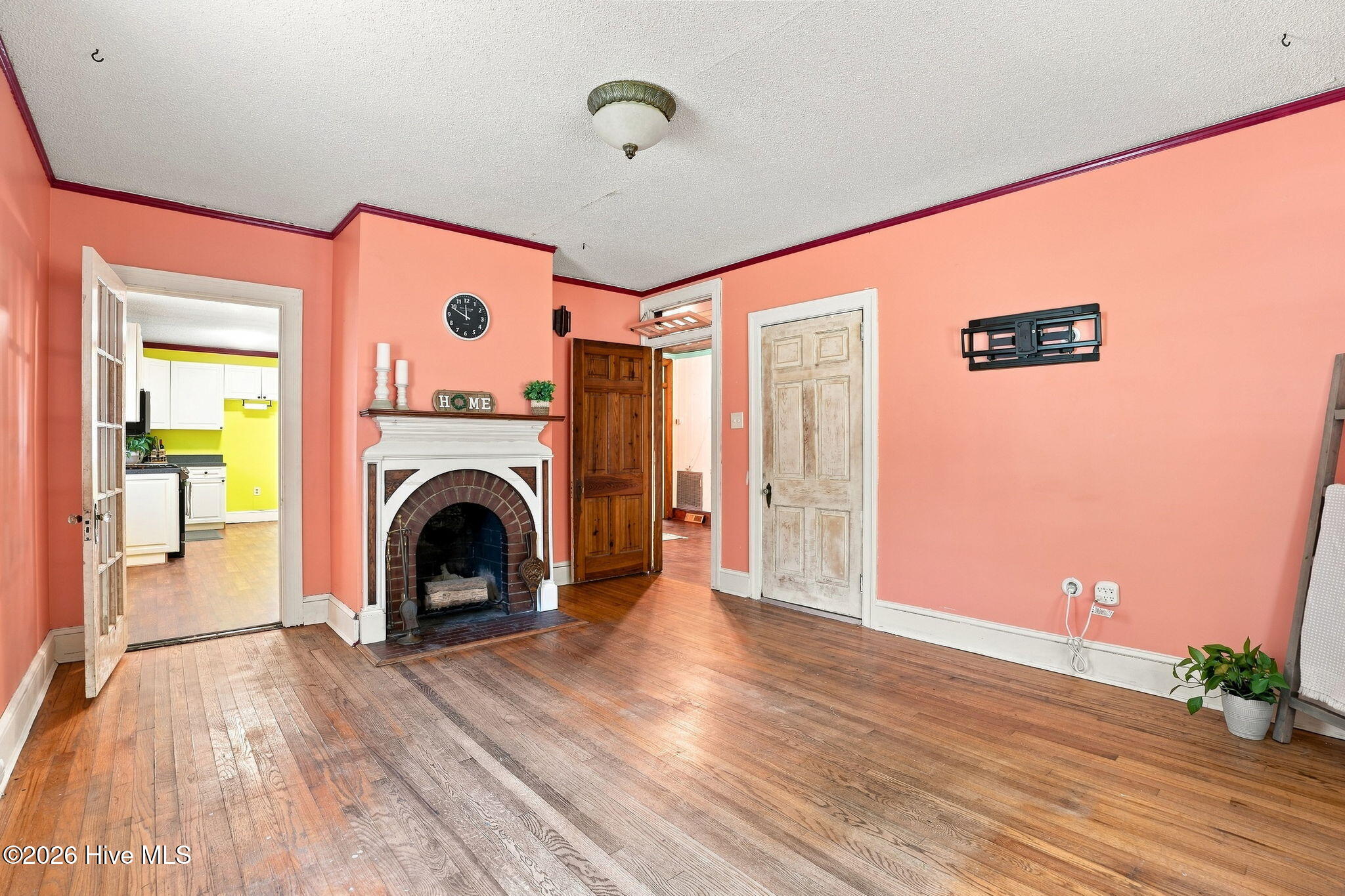 112 S Audubon Avenue Property Photo 9