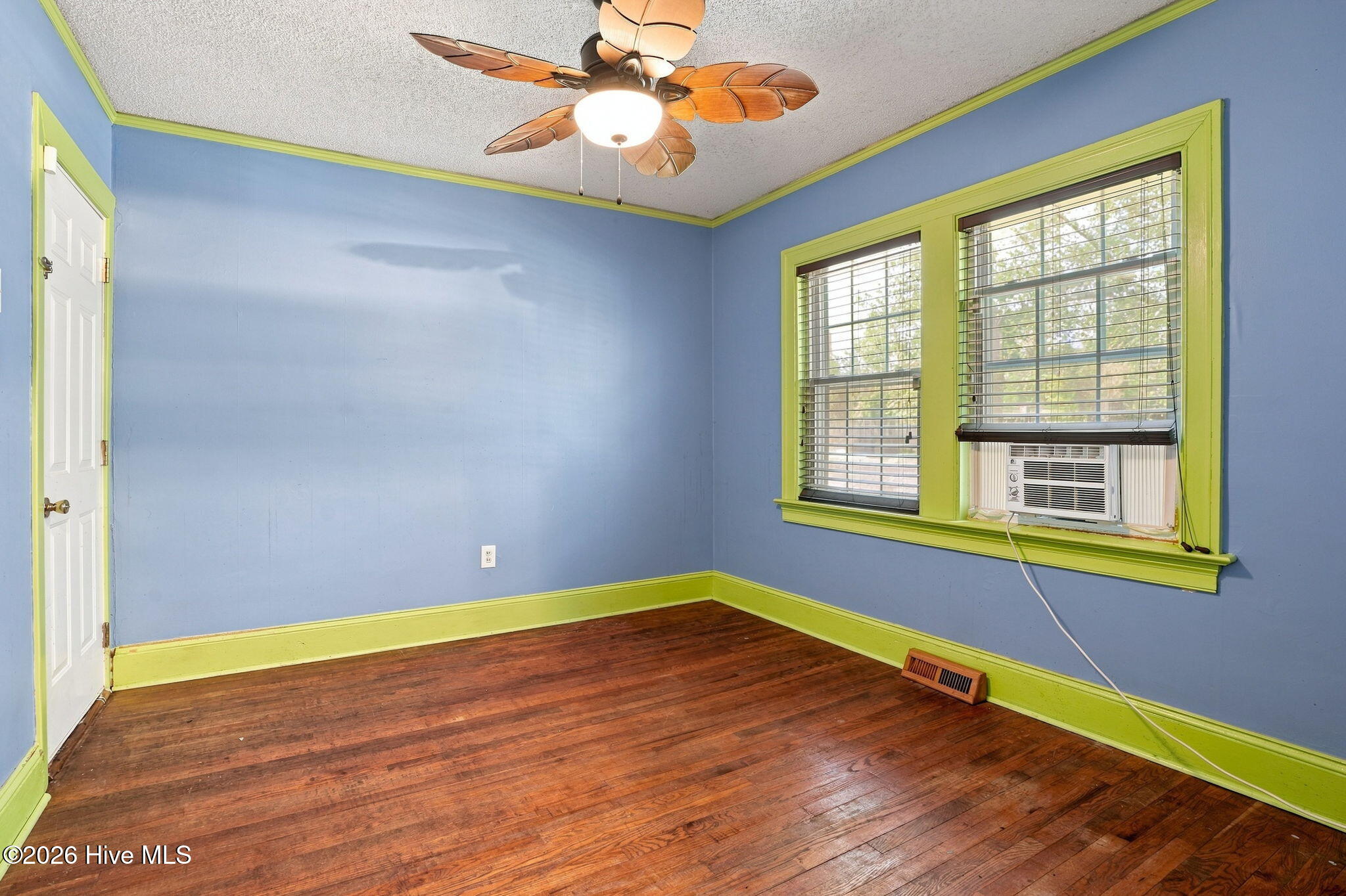 112 S Audubon Avenue Property Photo 26