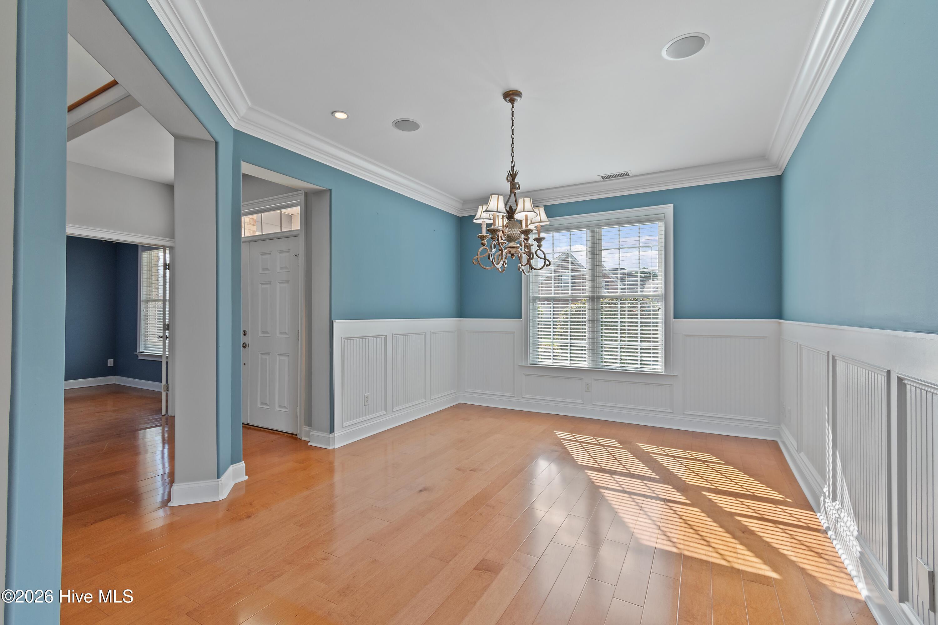 1041 Golden Sands Way Property Photo 12