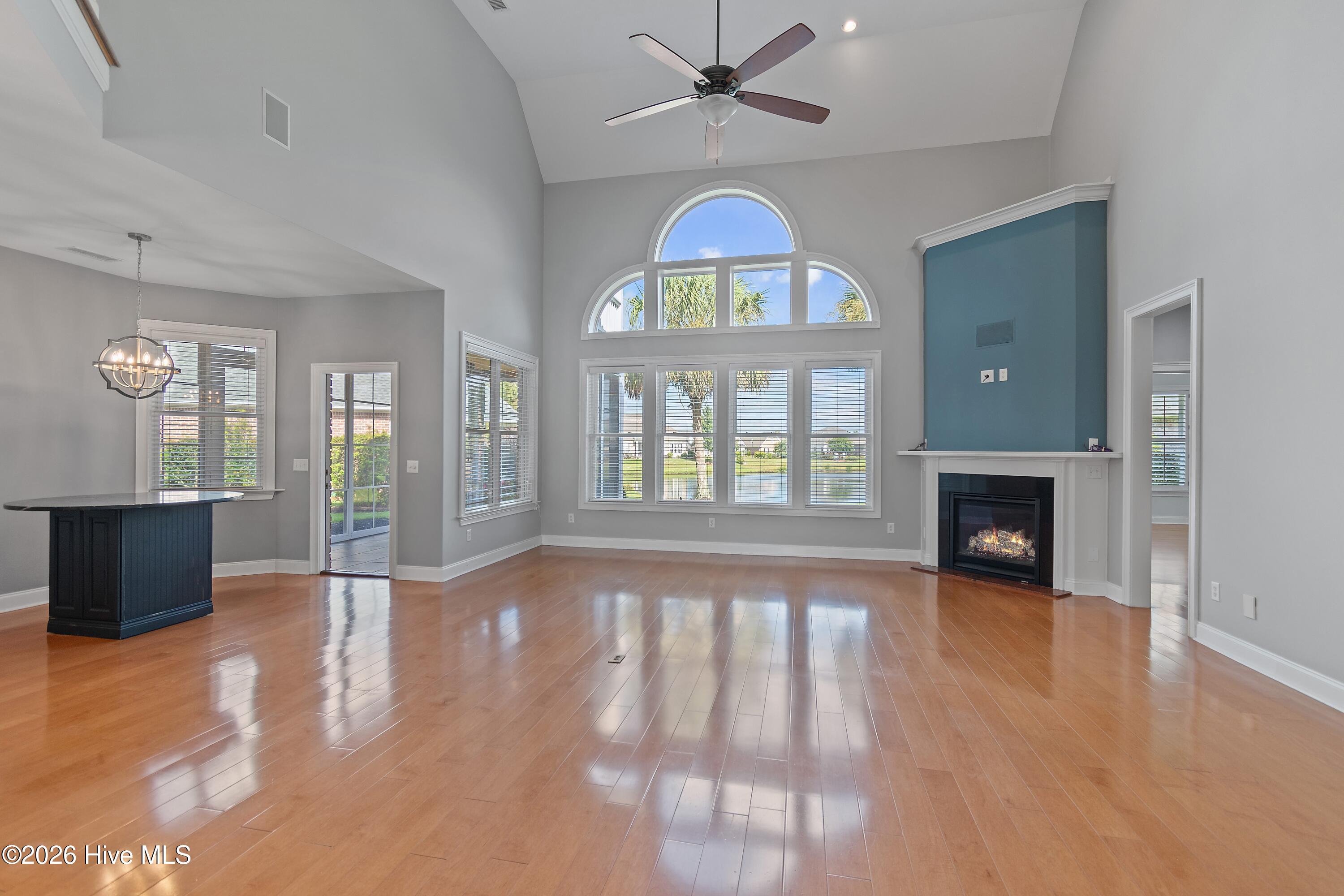 1041 Golden Sands Way Property Photo 14