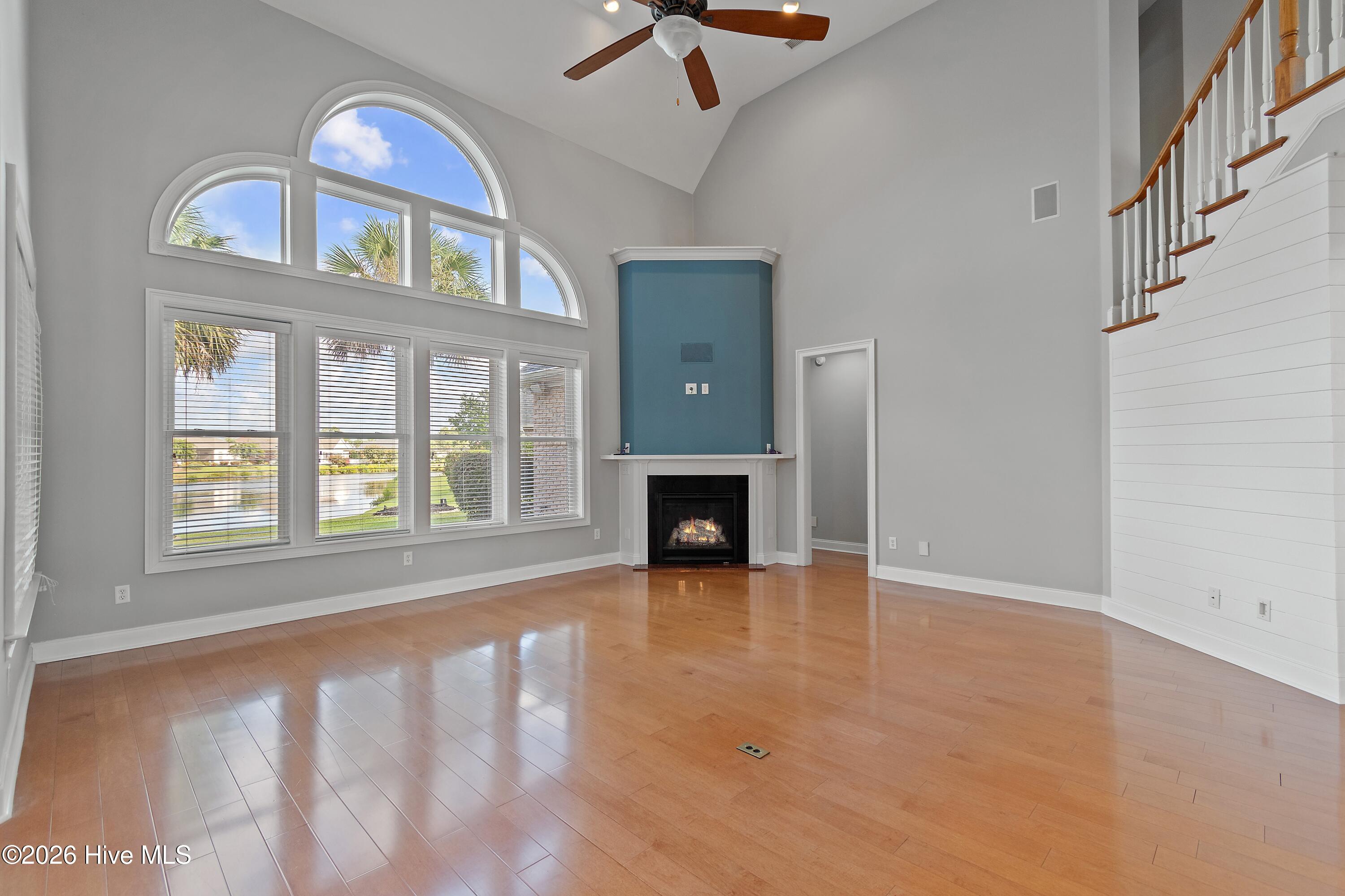 1041 Golden Sands Way Property Photo 16