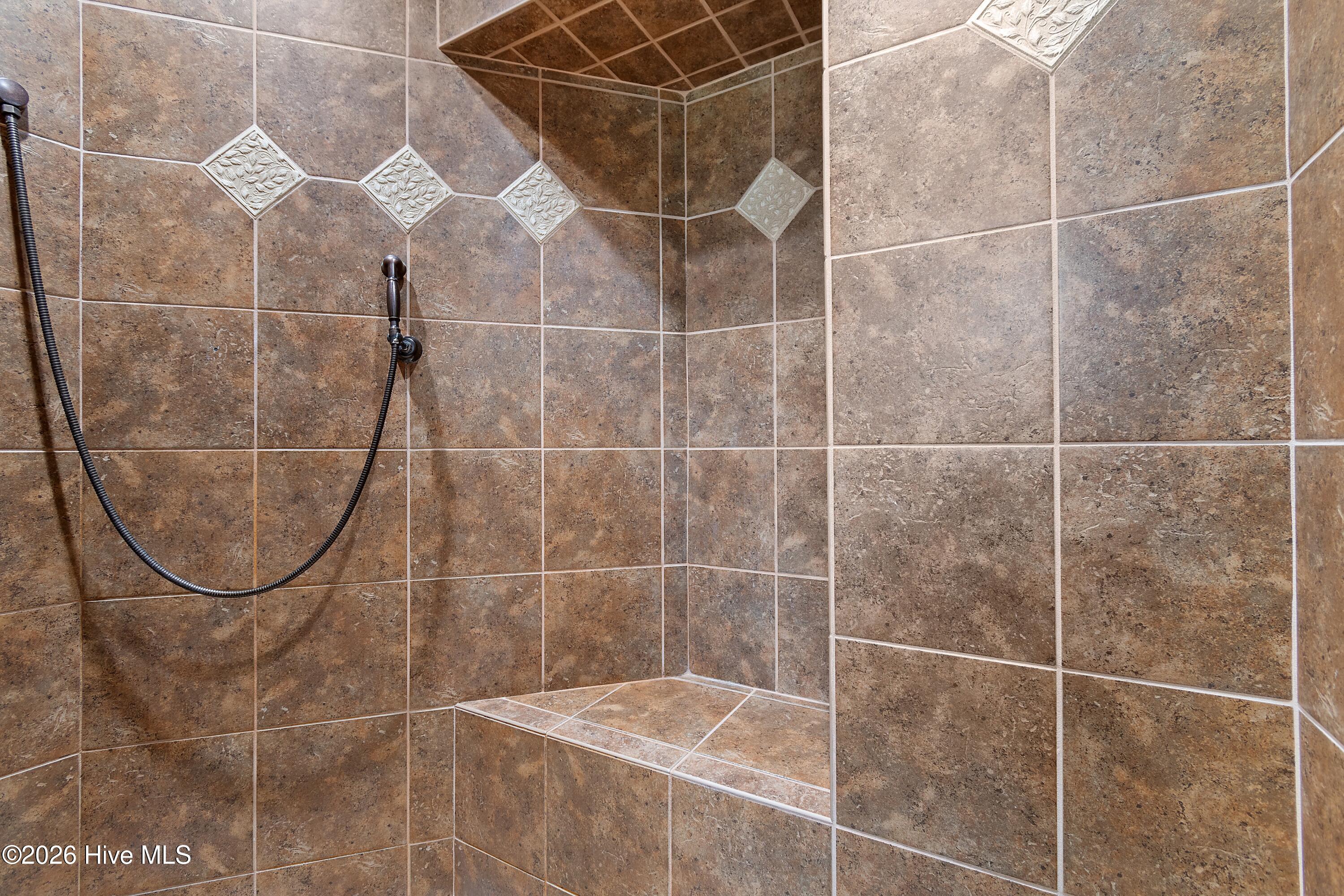 1041 Golden Sands Way Property Photo 46