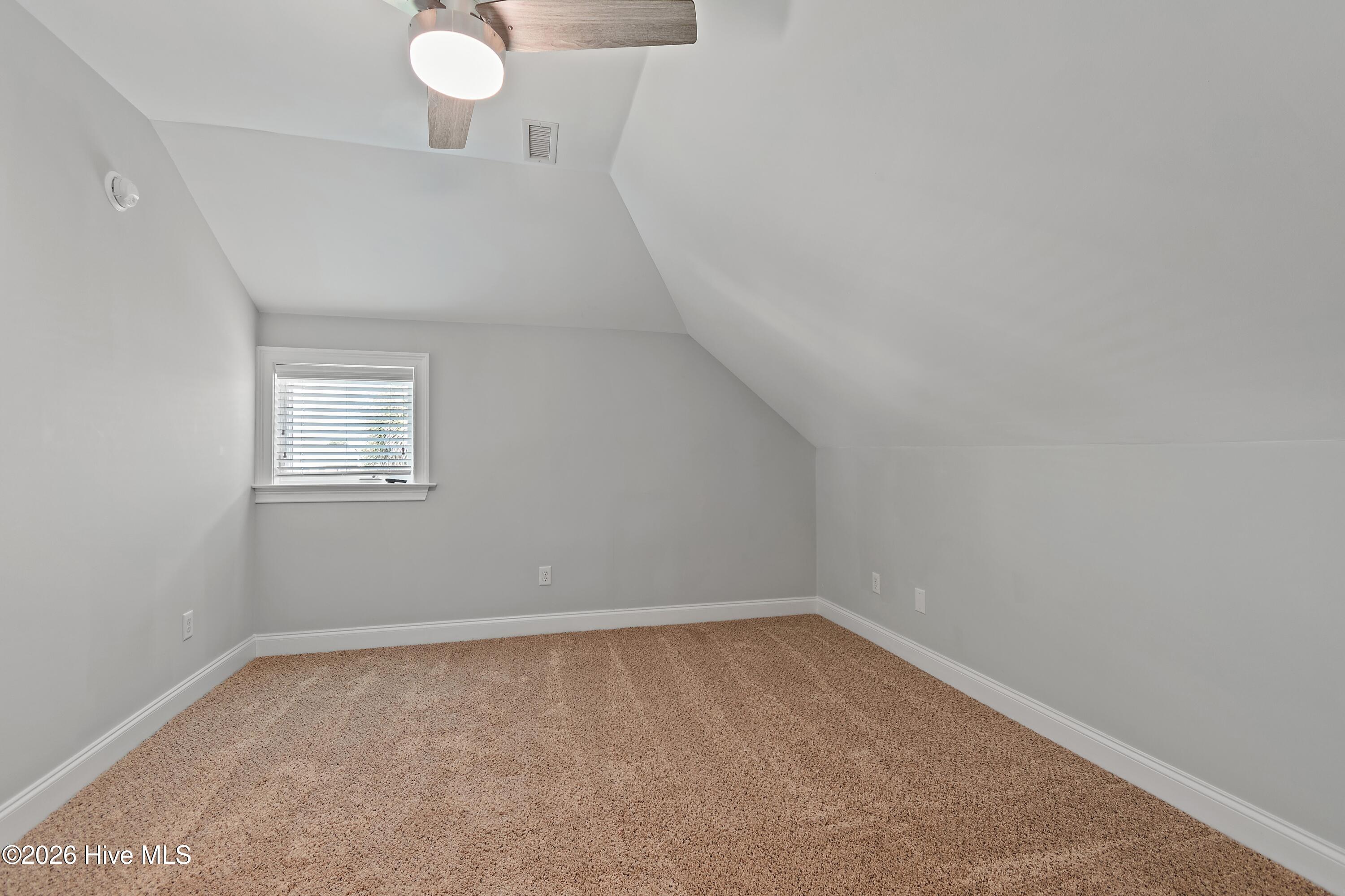1041 Golden Sands Way Property Photo 51