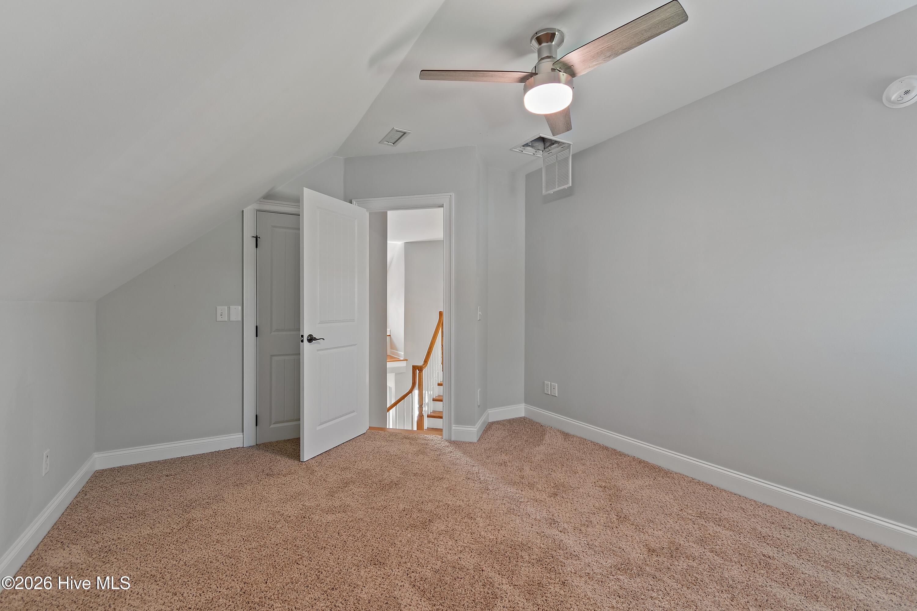 1041 Golden Sands Way Property Photo 52