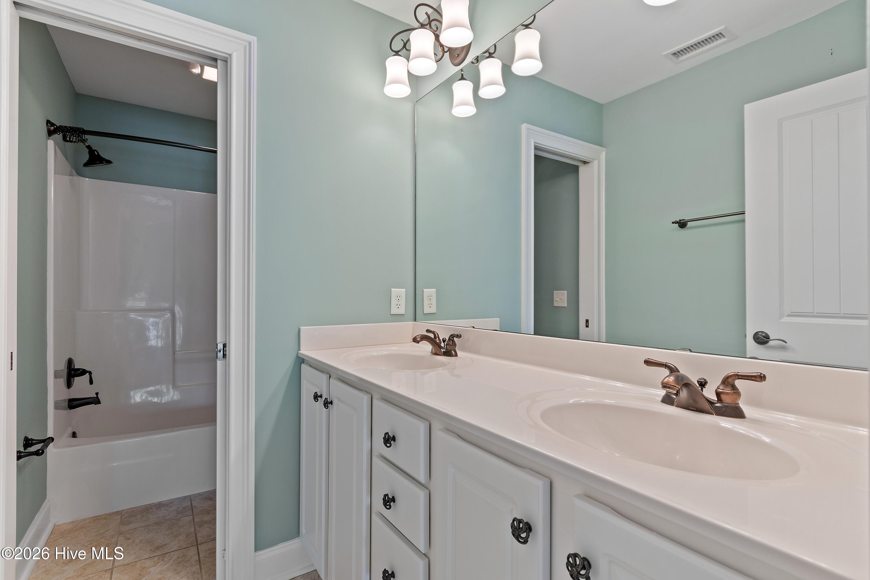 1041 Golden Sands Way Property Photo 55