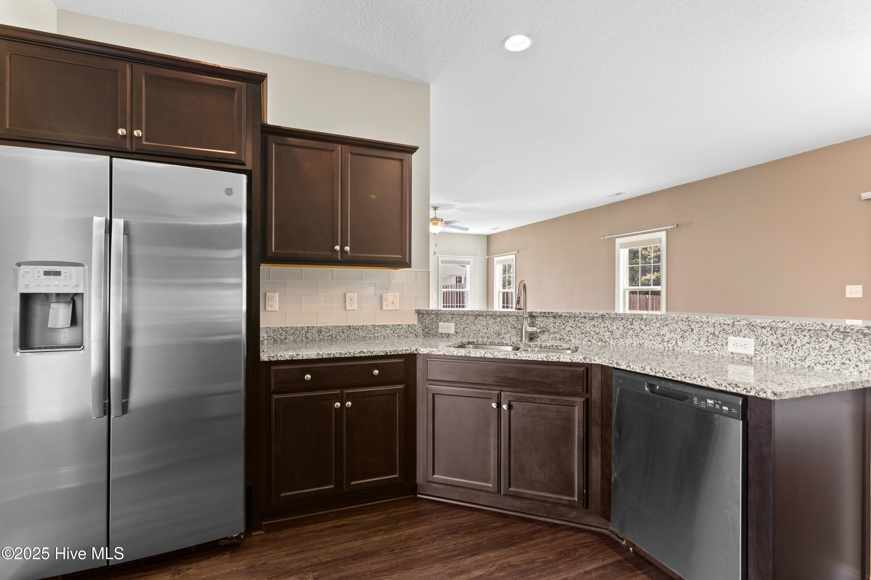 215 Old Field School Lane Property Photo 14