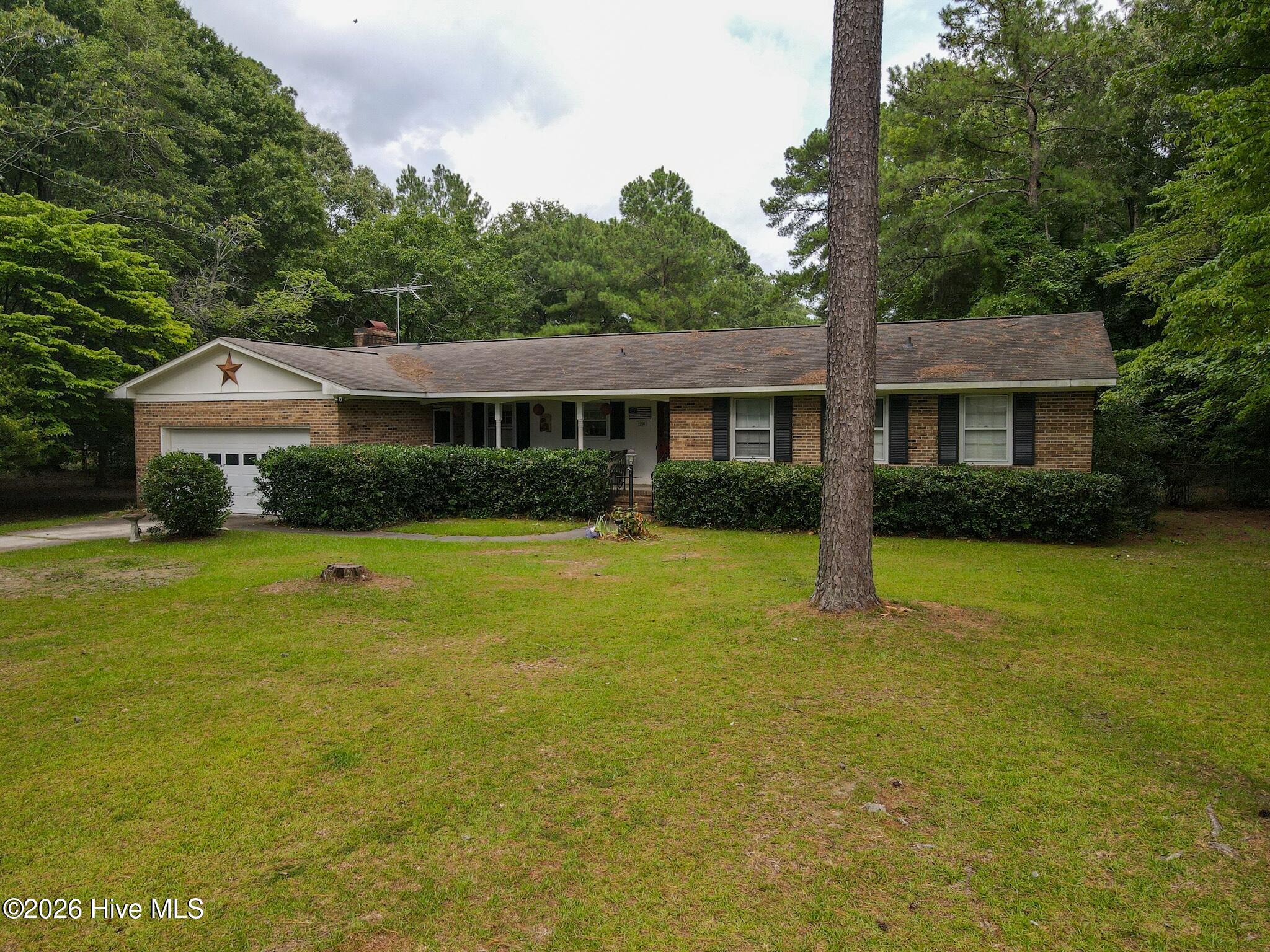 22581 Hoyl Circle Property Photo 3