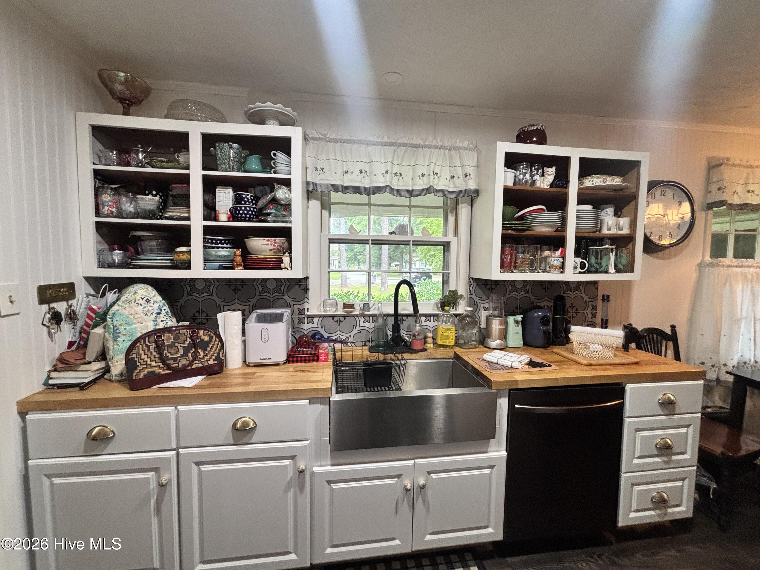 22581 Hoyl Circle Property Photo 16